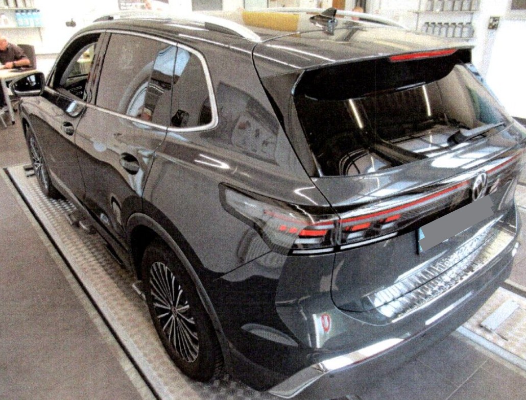Volkswagen - Tiguan Elegance 2,0 l TDI SCR