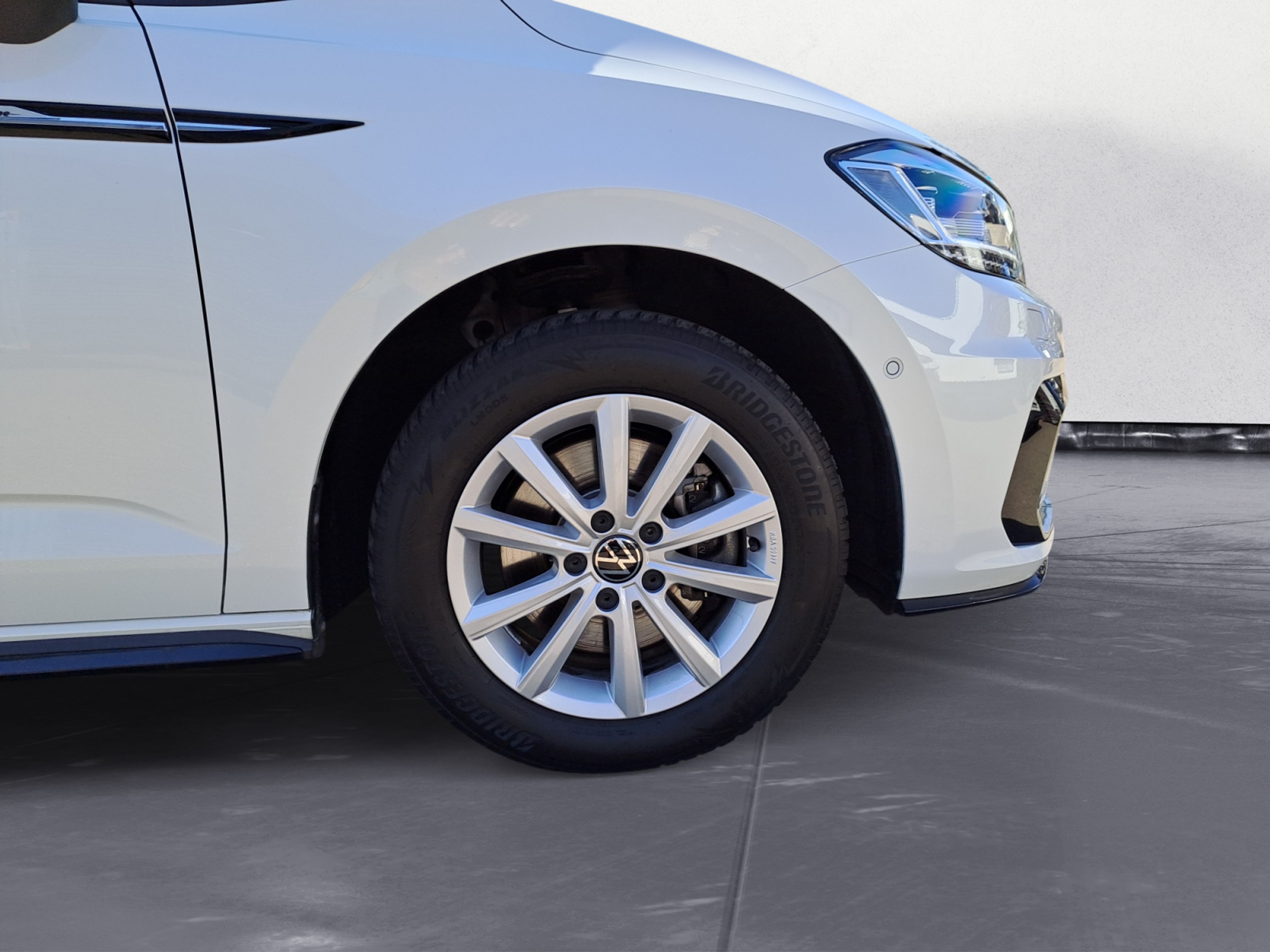 Volkswagen - Touran