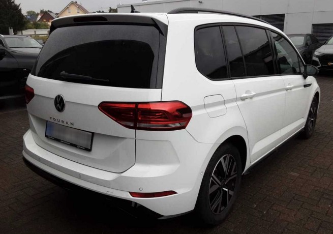 Volkswagen - Touran