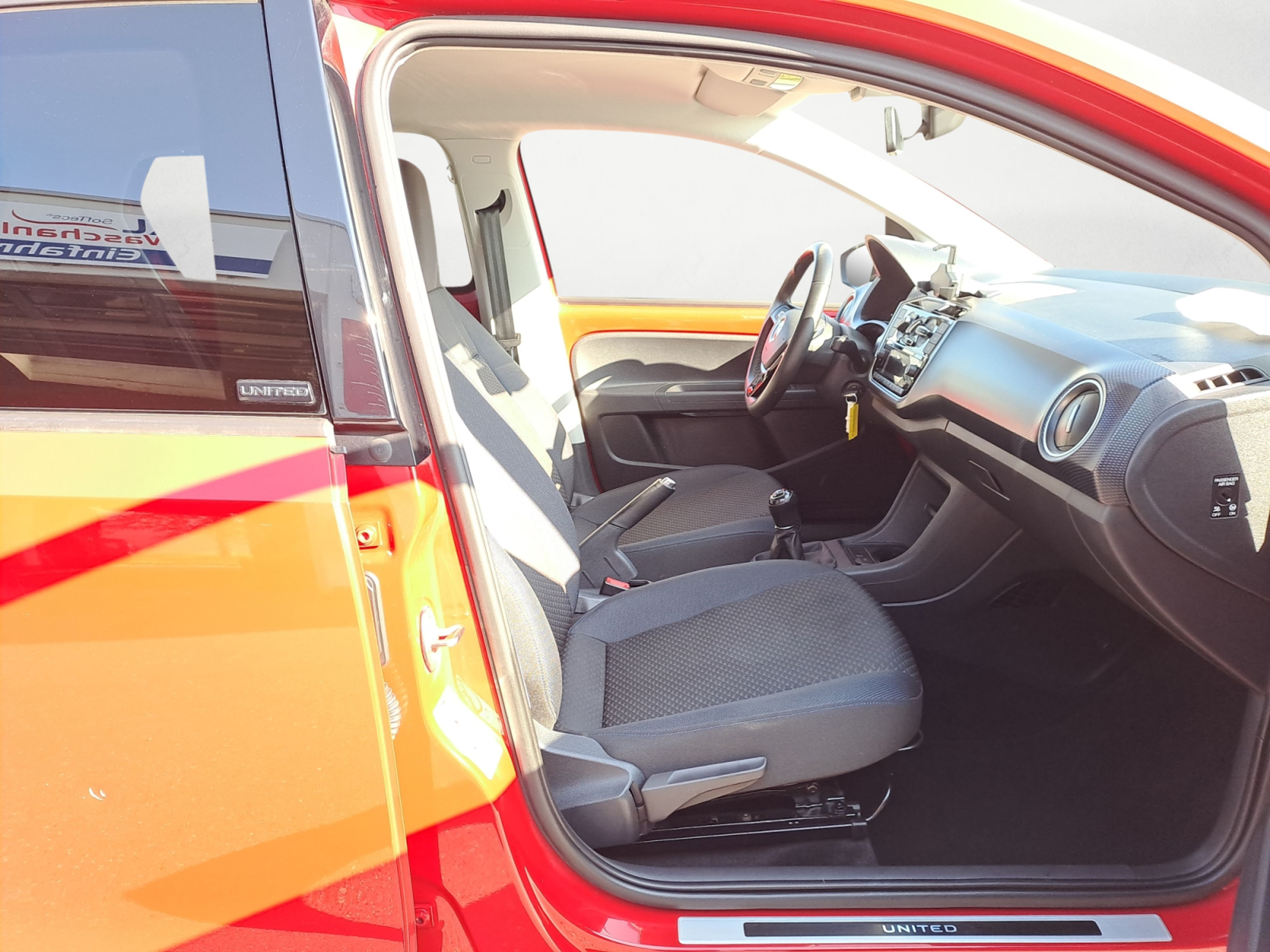 Volkswagen - up!