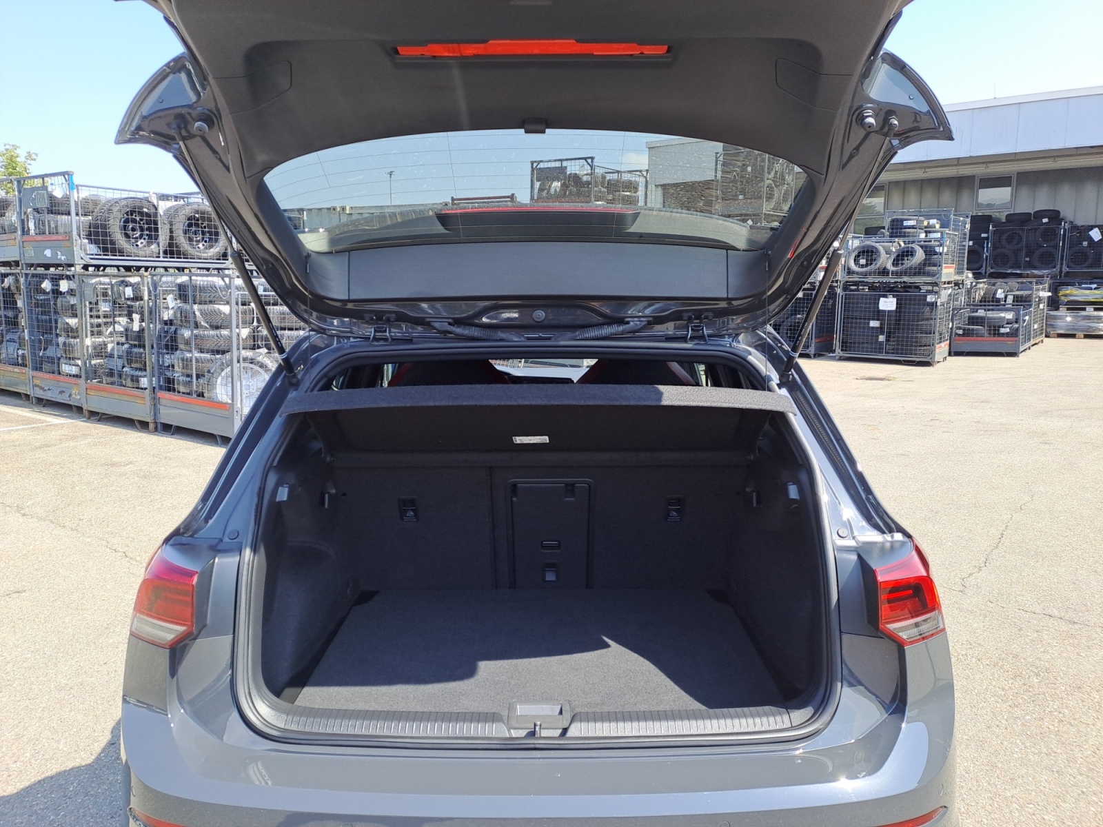 Volkswagen - Golf GTI 2.0 TSI