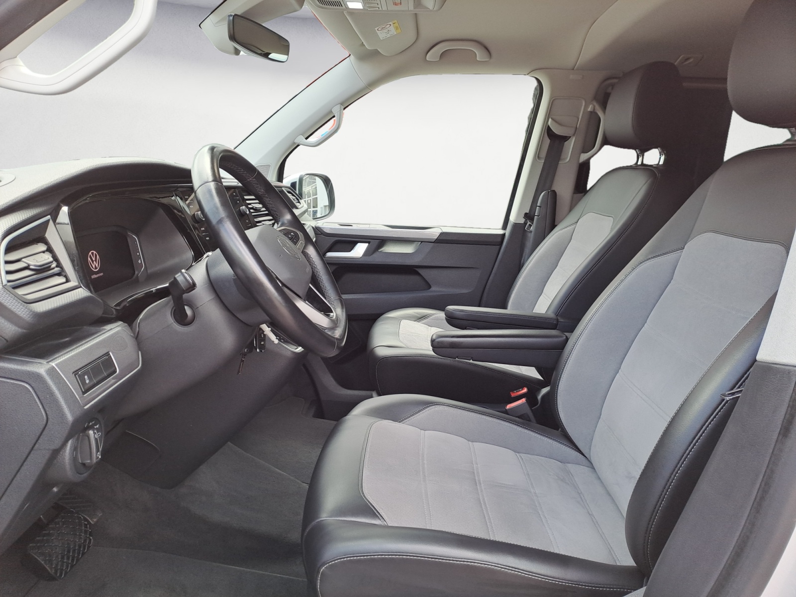 Volkswagen - T6.1 Multivan DSG 4Motion