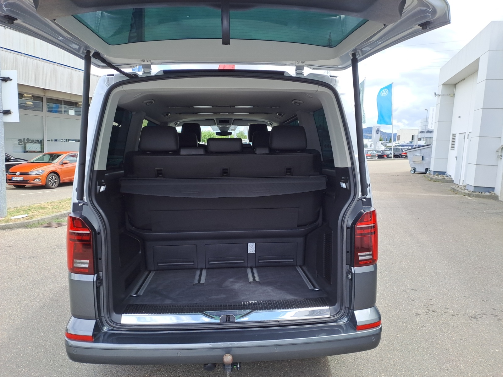 Volkswagen - T6.1 Multivan DSG 4Motion