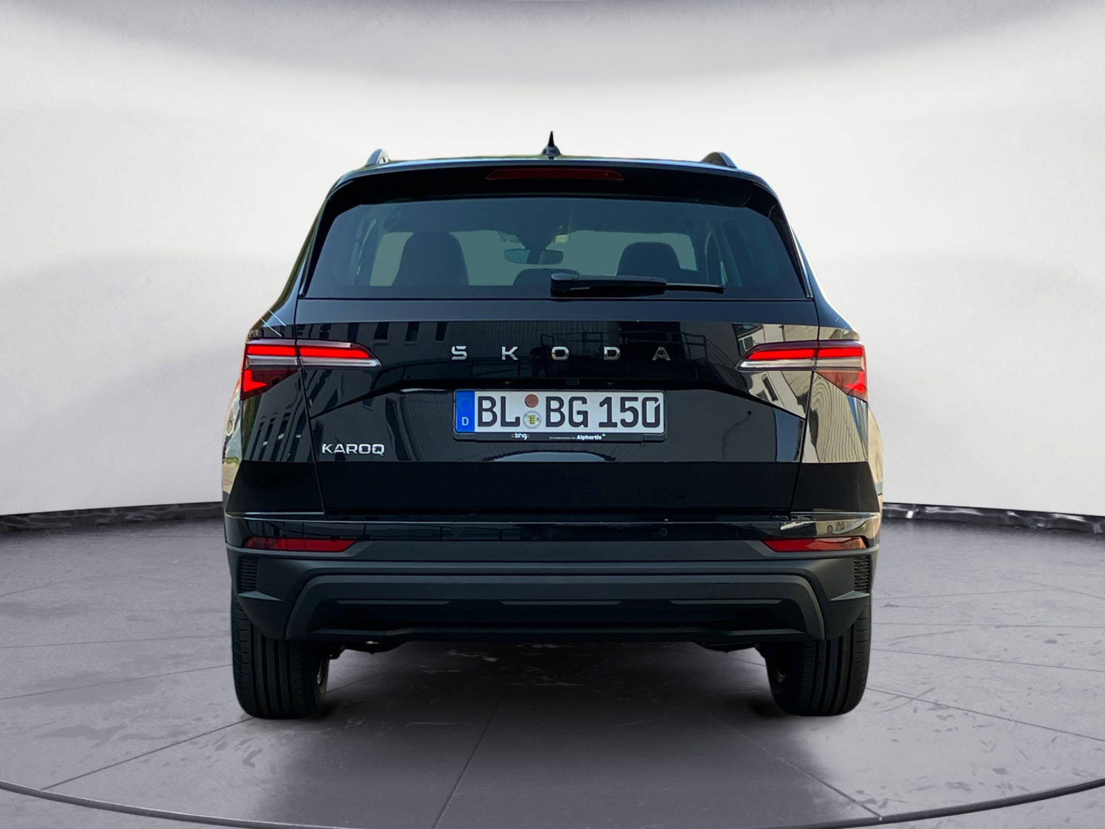 Skoda - Karoq Tour 2,0 TDI 7-Gang-DSG
