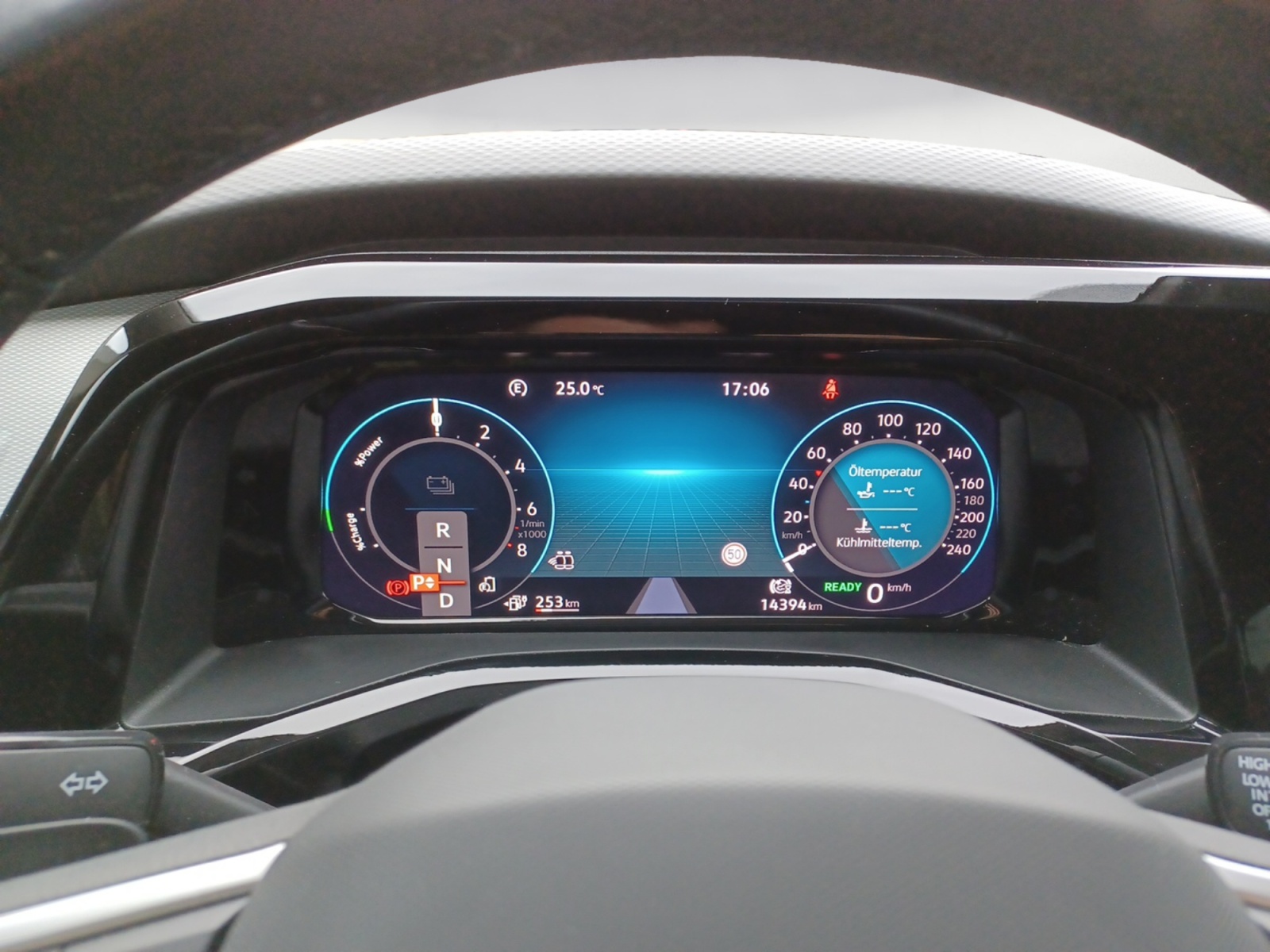 Volkswagen - T7 Multivan 1.4 l eHybrid