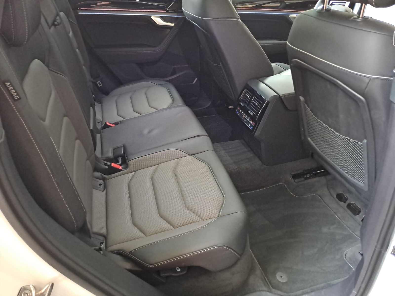 Volkswagen - Touareg 3.0 V6 TDI SCR 4Motion Aut. R-Line
