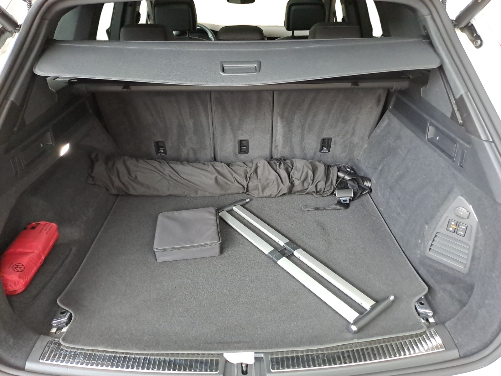 Volkswagen - Touareg 3.0 V6 TDI SCR 4Motion Aut. R-Line