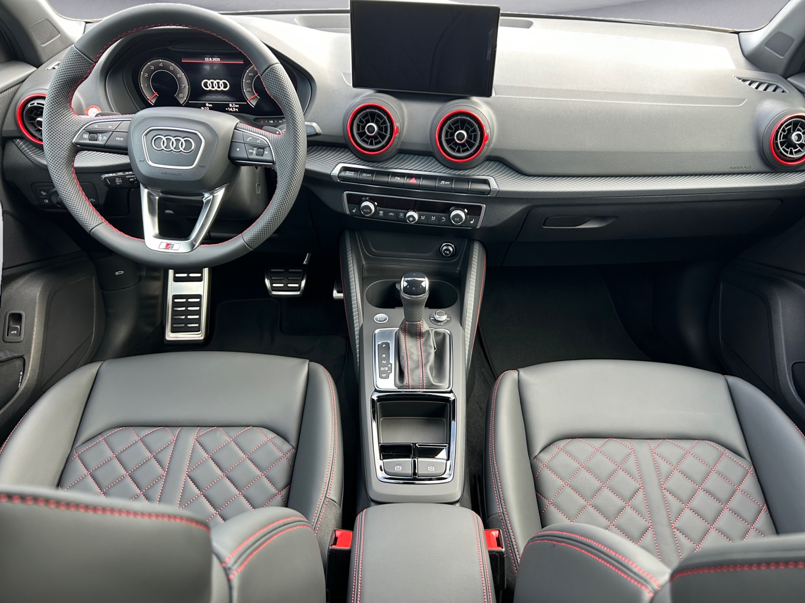 Audi - Q2 S line 35 TFSI 110(150) kW(PS) S tronic