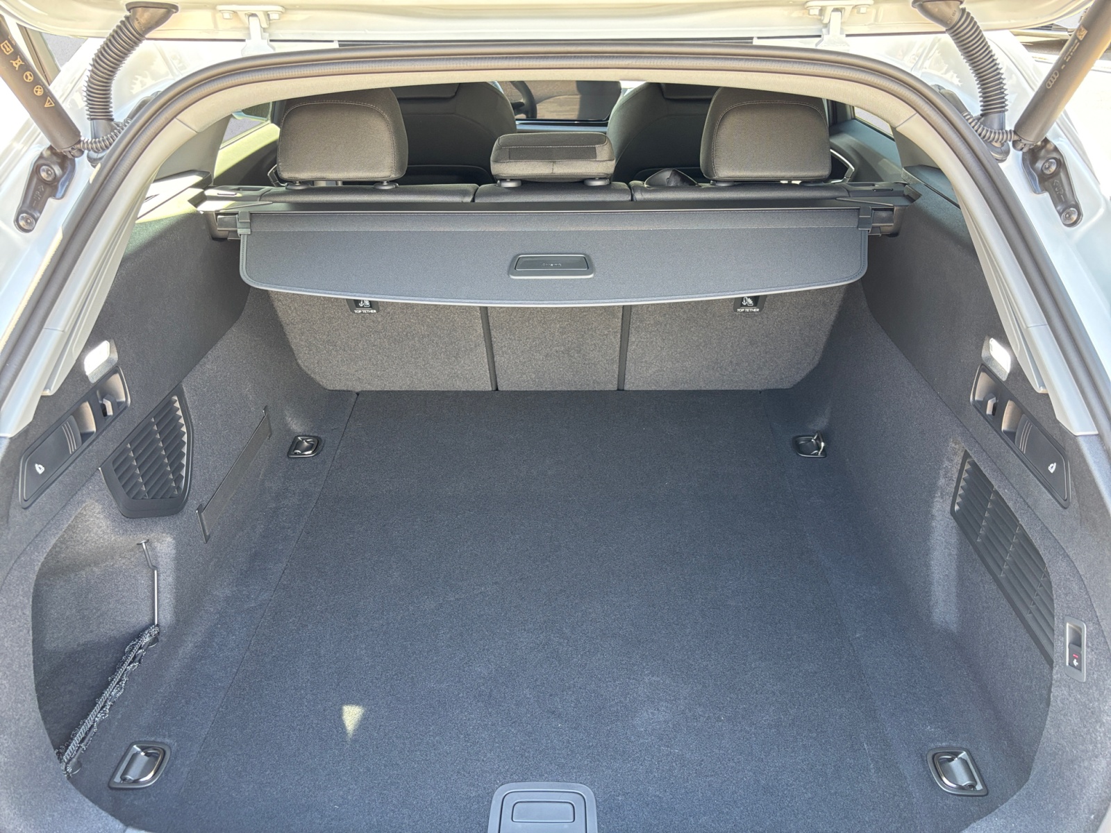 Audi - A5 Avant TFSI  S tronic