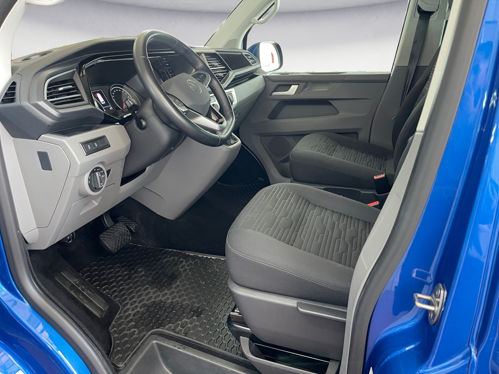 Volkswagen - T6 Caravelle