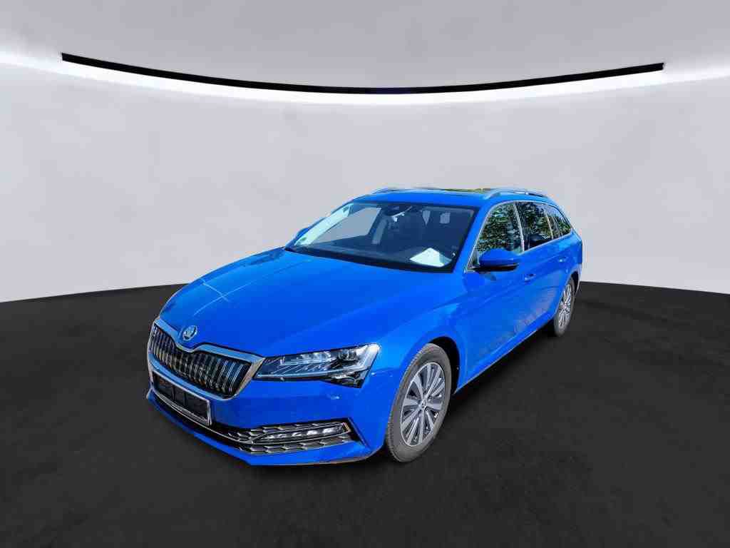 Skoda - Superb Combi 1.4 TSI iV DSG Style