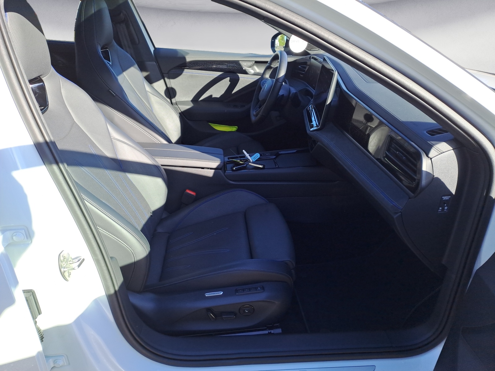 Volkswagen - Passat Variant 2.0 TDI SCR 4Motion DSG R-Line