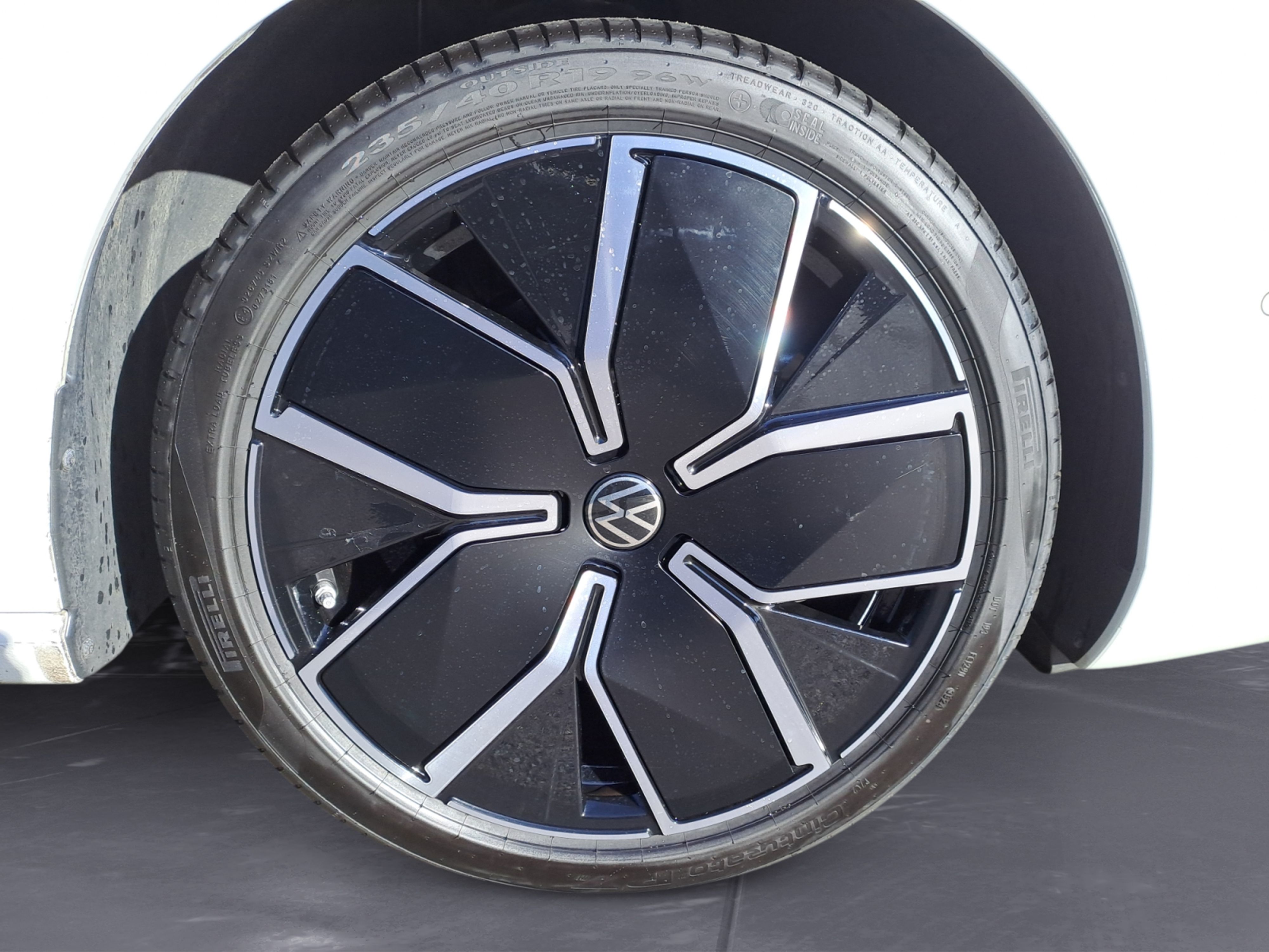 Volkswagen - Passat Variant 2.0 TDI SCR 4Motion DSG R-Line