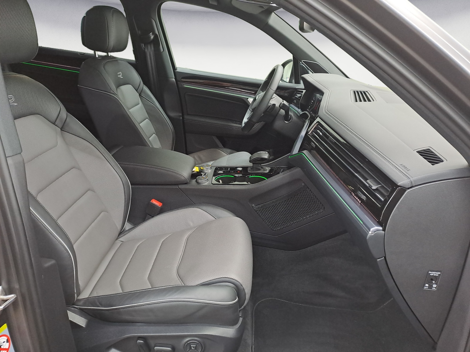 Volkswagen - Touareg 3.0 V6 TDI SCR 4Motion Aut. R-Line