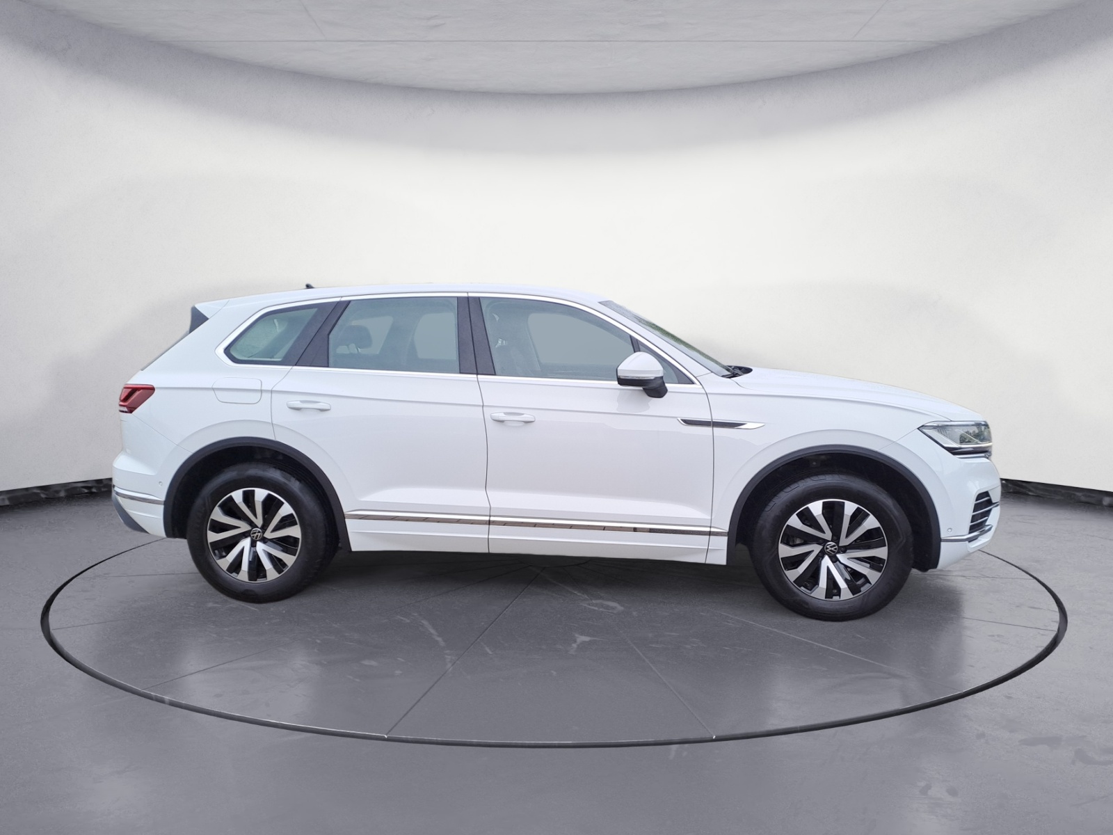 Volkswagen - Touareg
