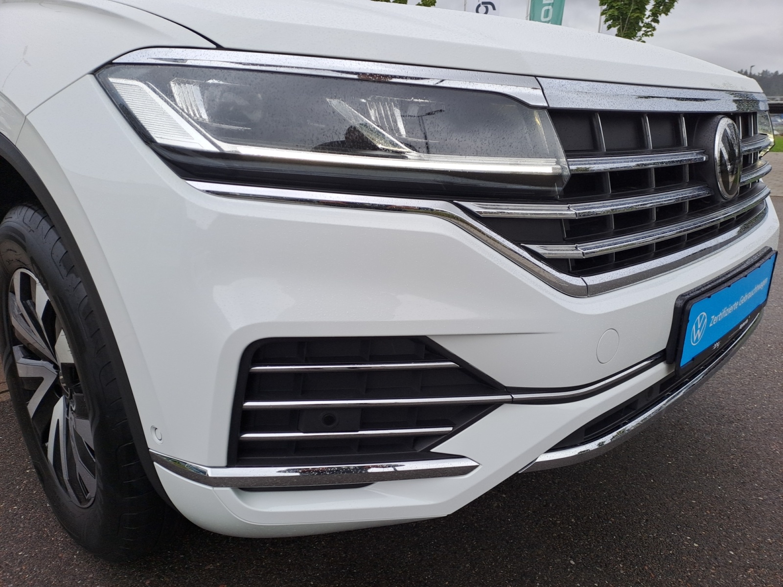 Volkswagen - Touareg