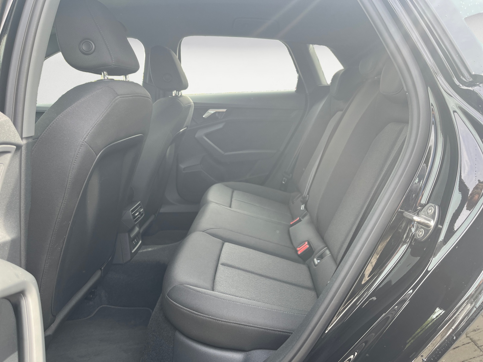 Audi - A3 30 TDI Sportback