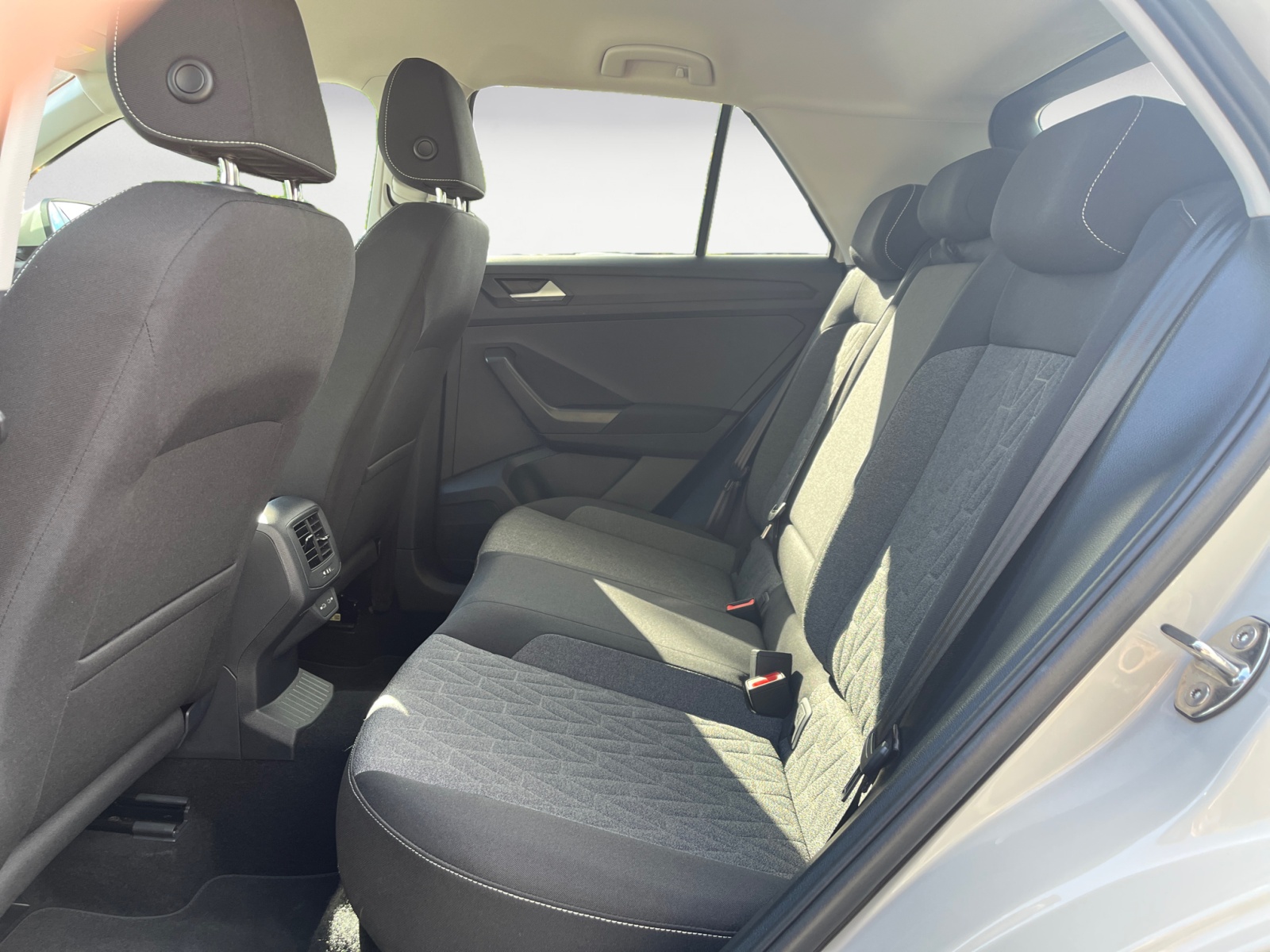 Volkswagen - T-Roc Life 1.0 l TSI OPF