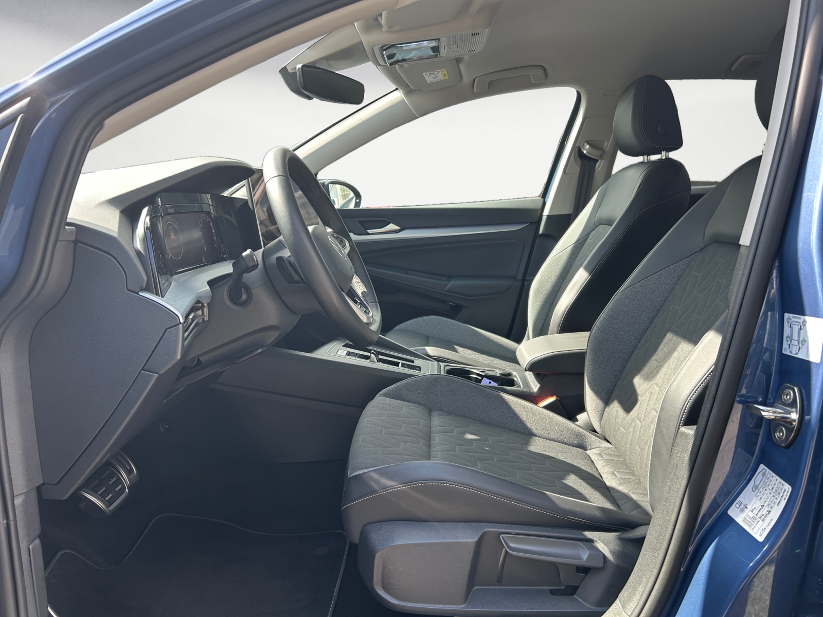 Volkswagen - Golf 2.0 TDI SCR DSG Life