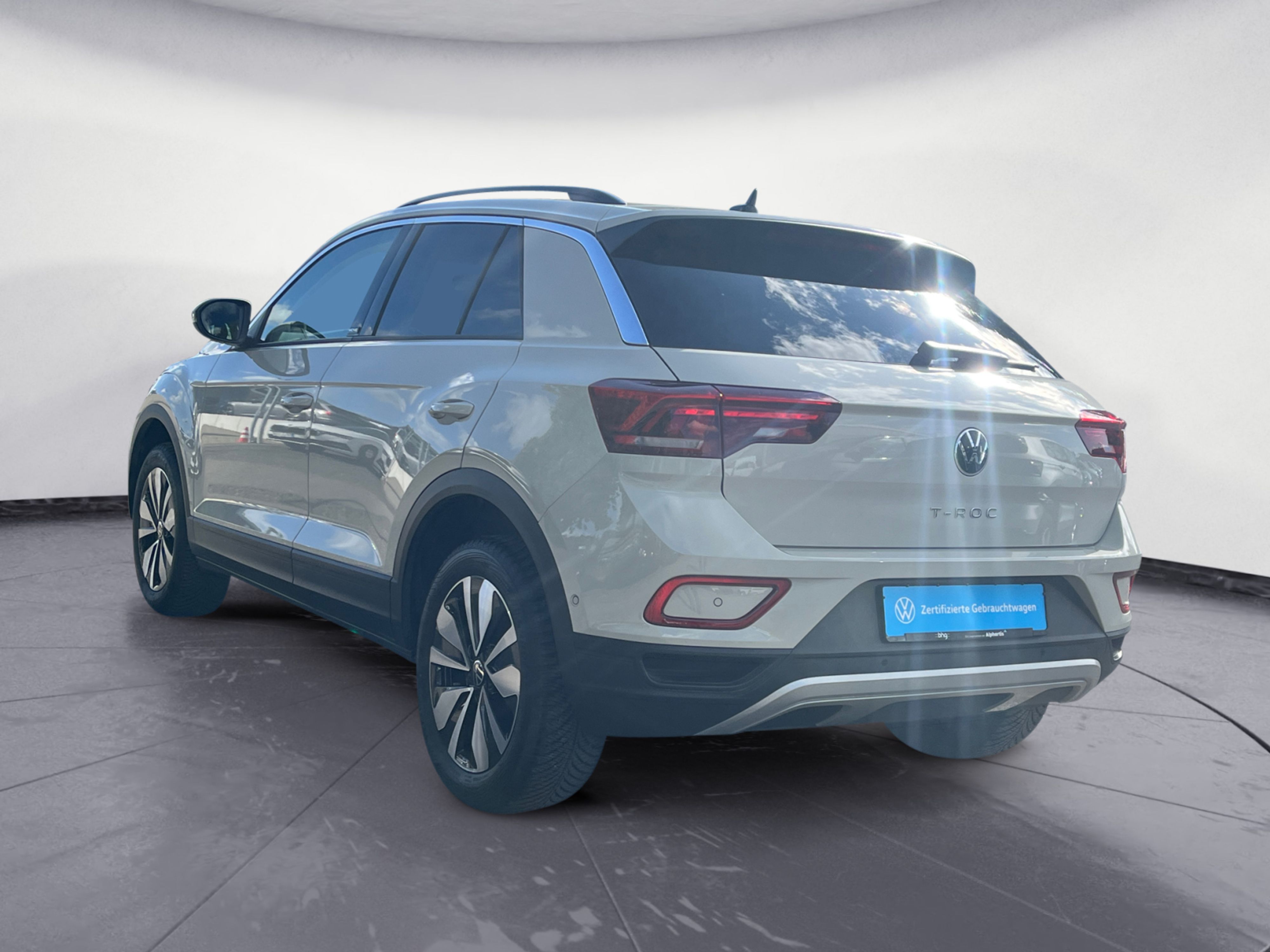 Volkswagen - T-Roc Life 1.0 l TSI OPF