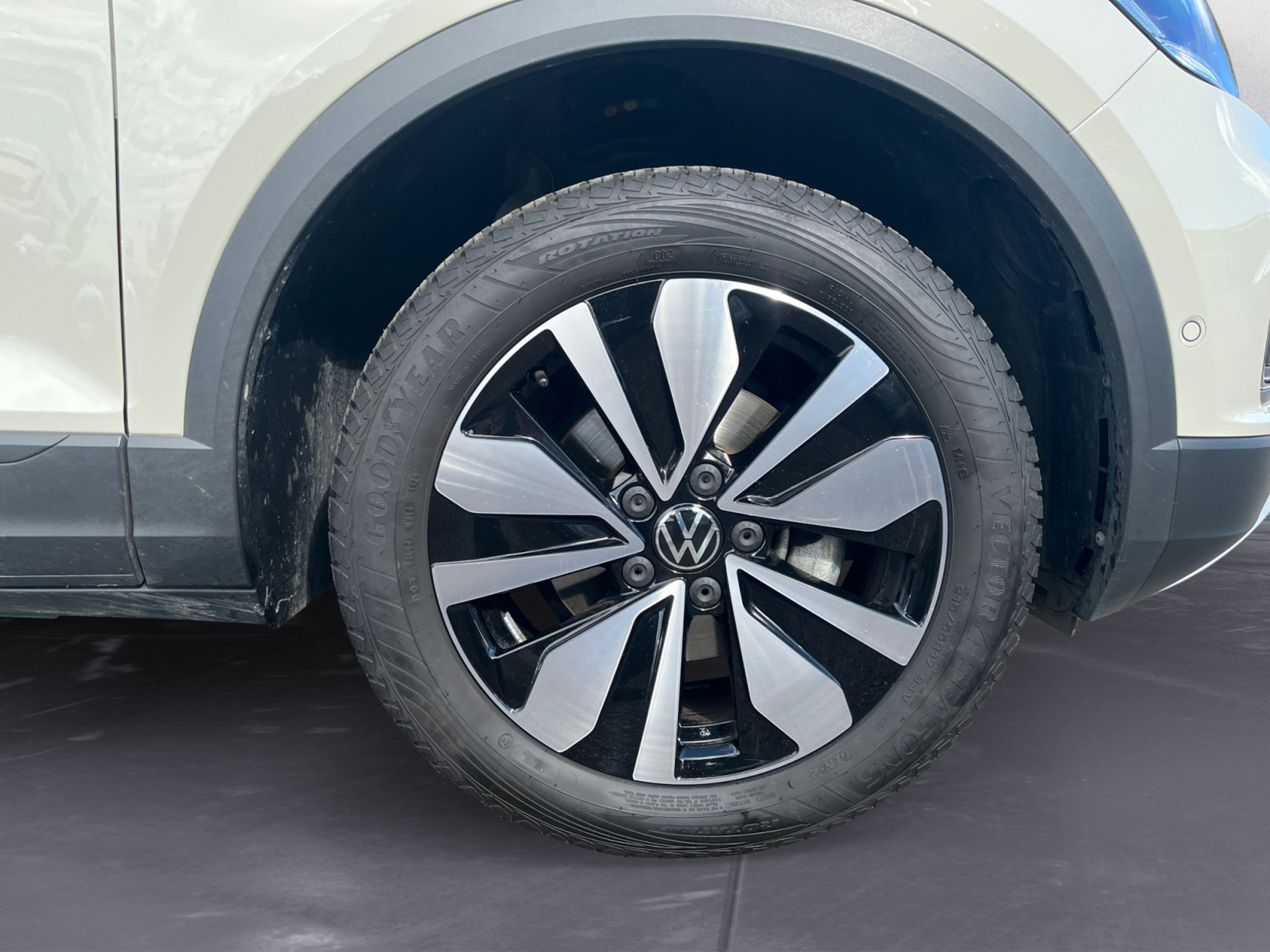 Volkswagen - T-Roc Life 1.0 l TSI OPF