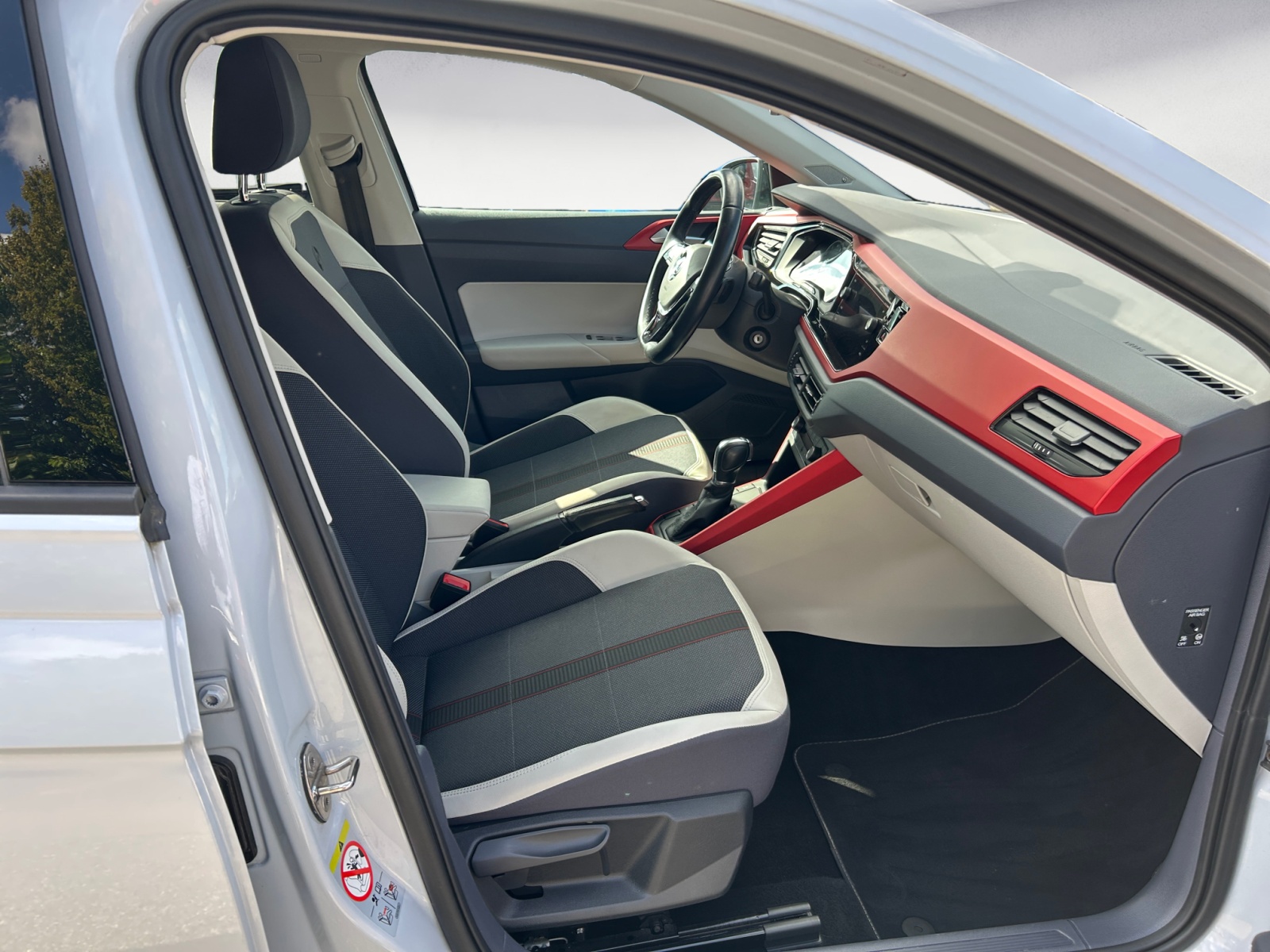 Volkswagen - Polo 1.0 TSI DSG OPF beats