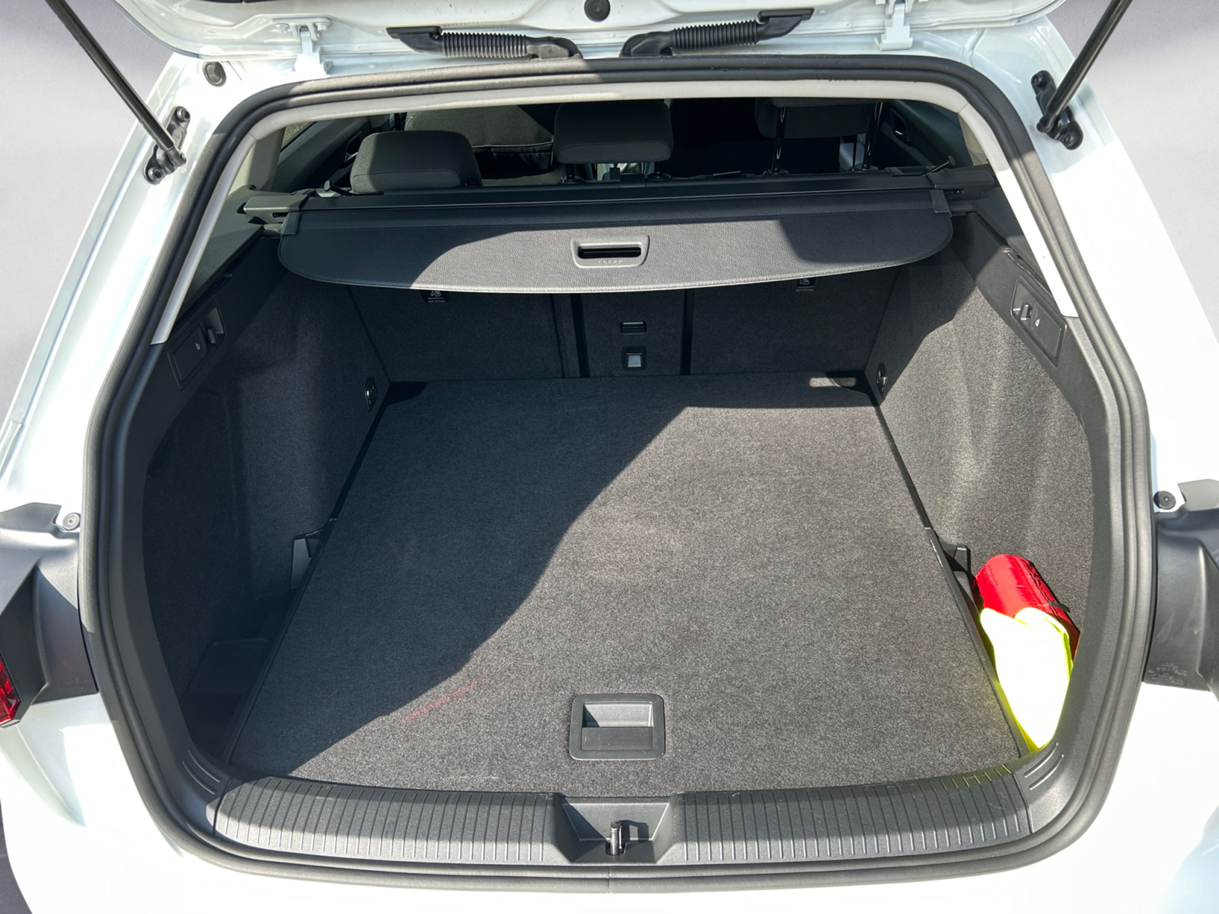 Volkswagen - Golf Variant