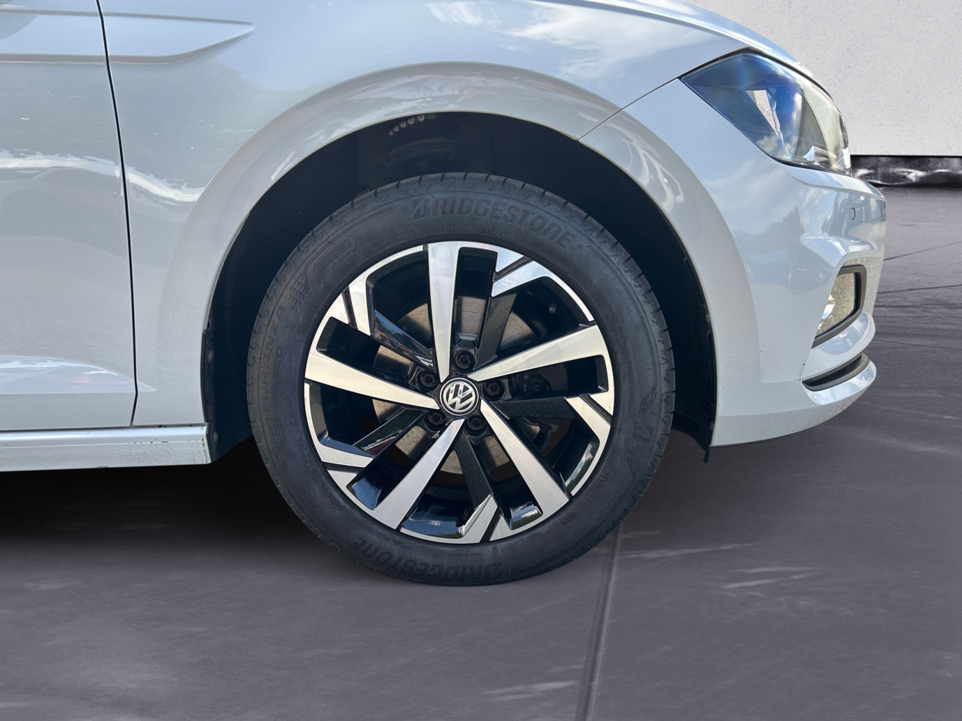 Volkswagen - Polo 1.0 TSI DSG OPF beats