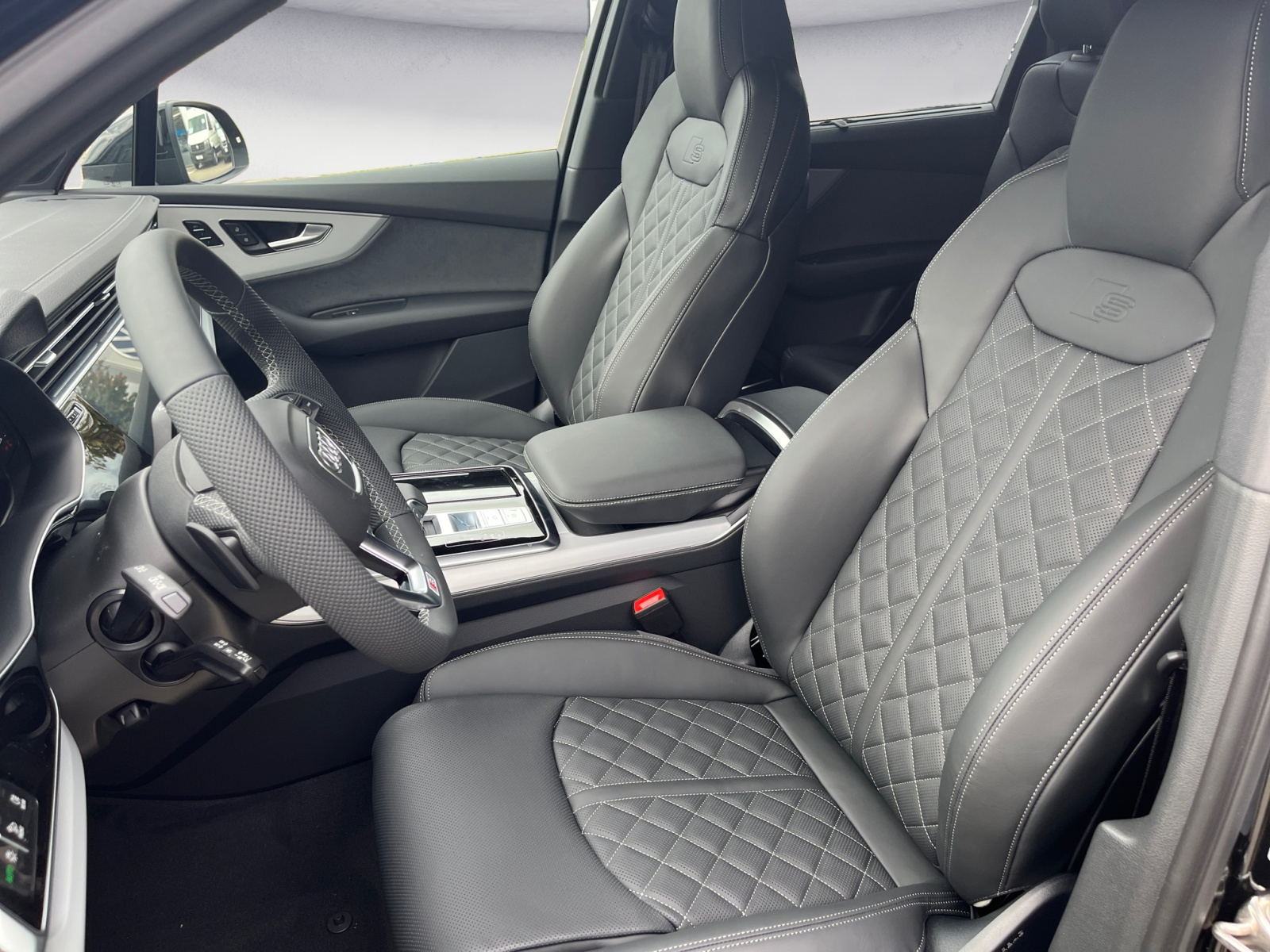 Audi - Q7 Sline V6 TFSIe Hybrid