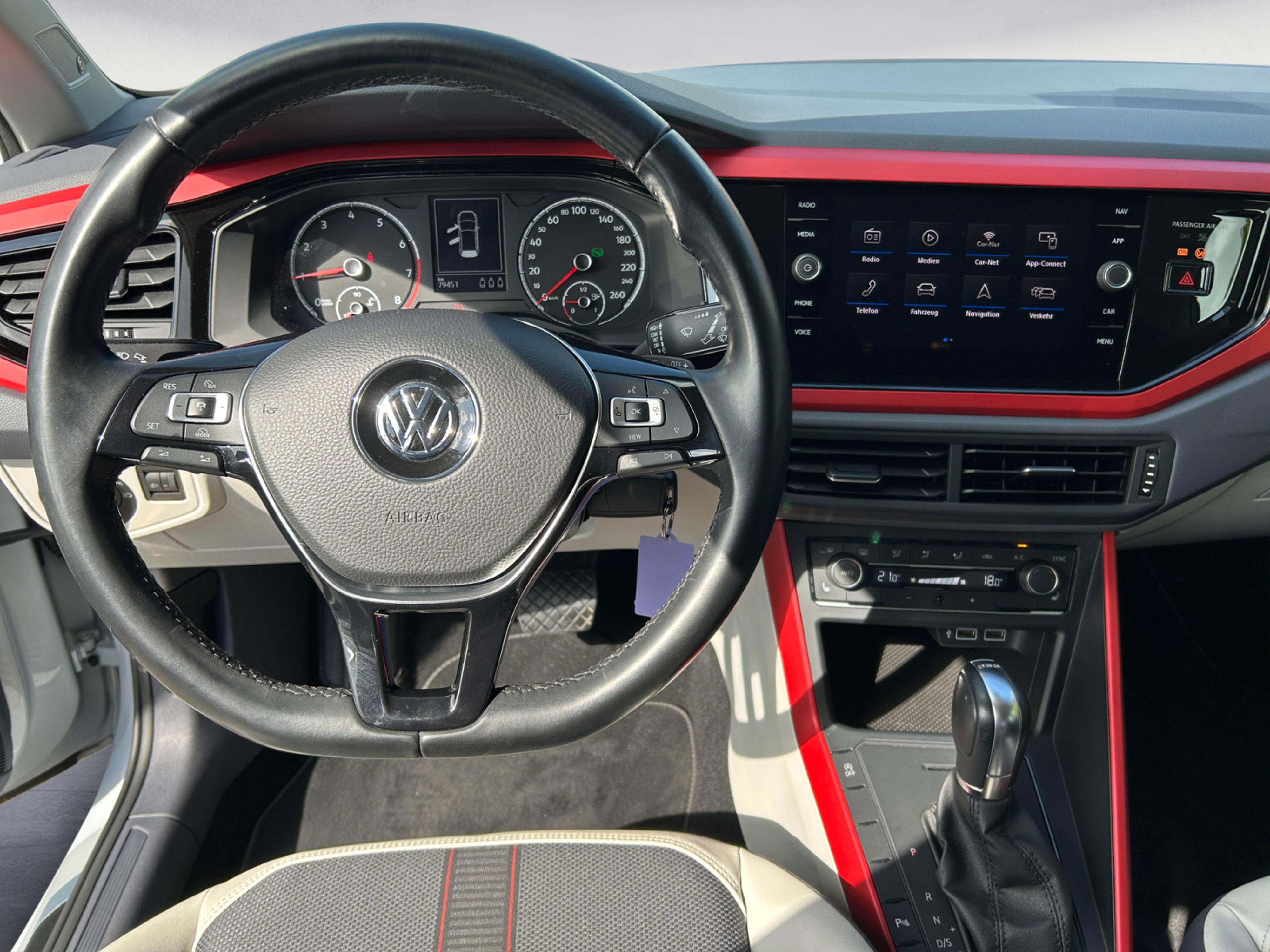 Volkswagen - Polo 1.0 TSI DSG OPF beats