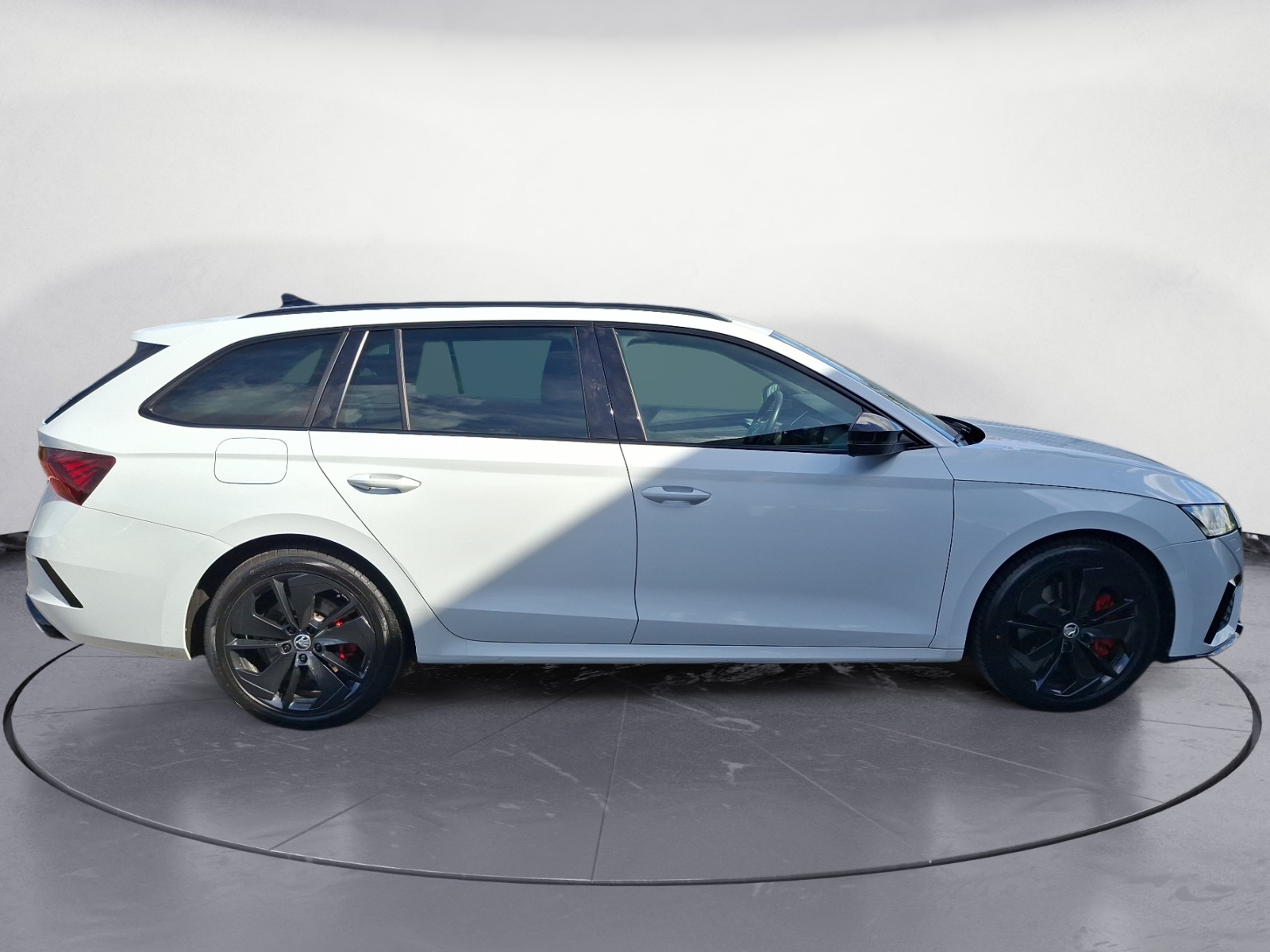 Skoda - Octavia Combi 2.0 TSI DSG RS