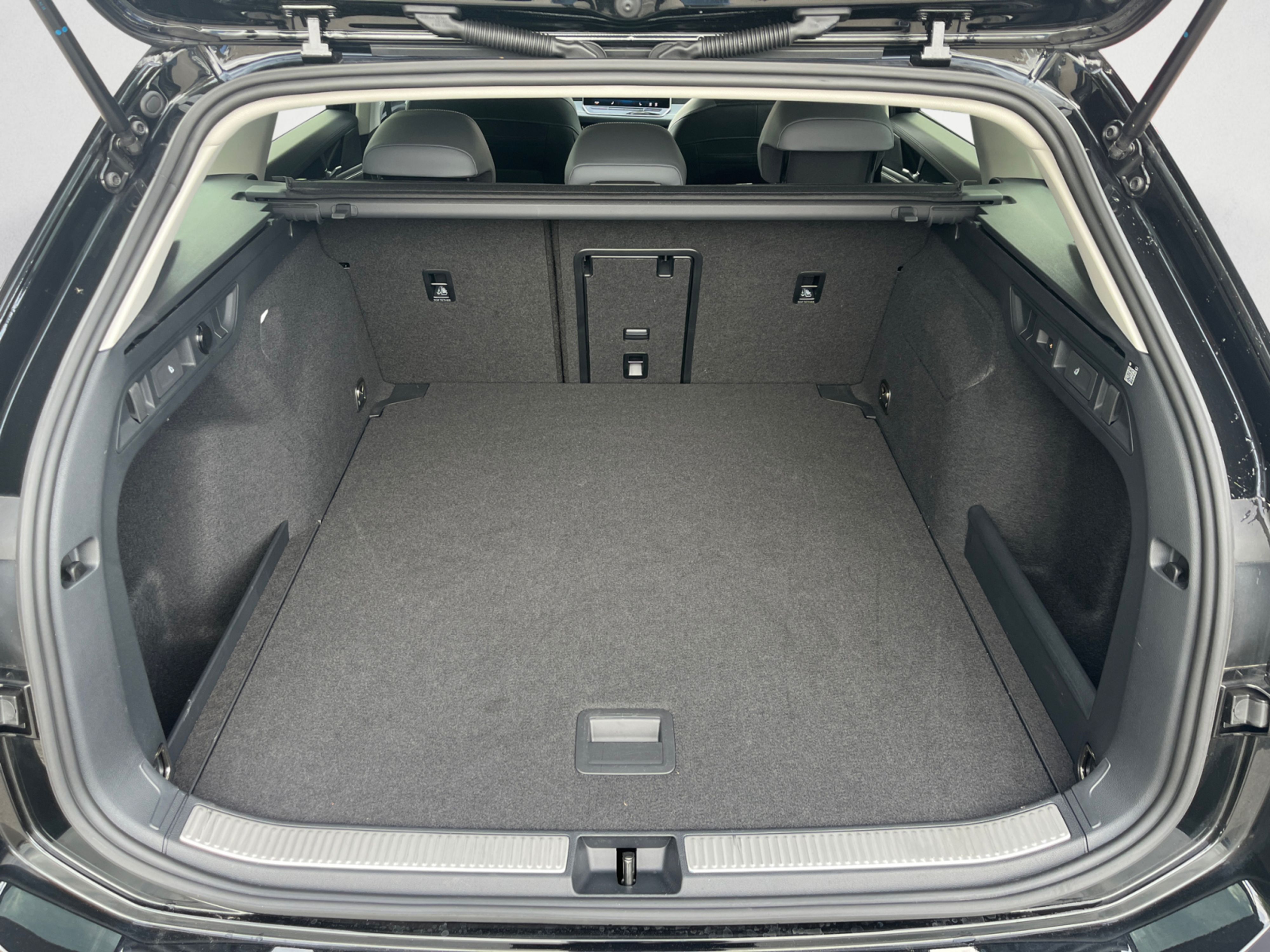 Volkswagen - Passat Variant 2.0 TDI SCR DSG Business