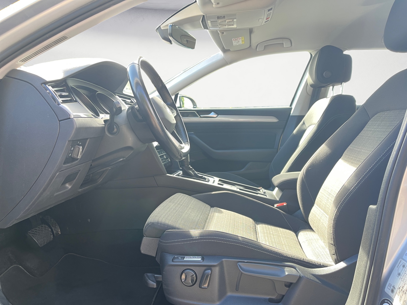 Volkswagen - Passat Variant