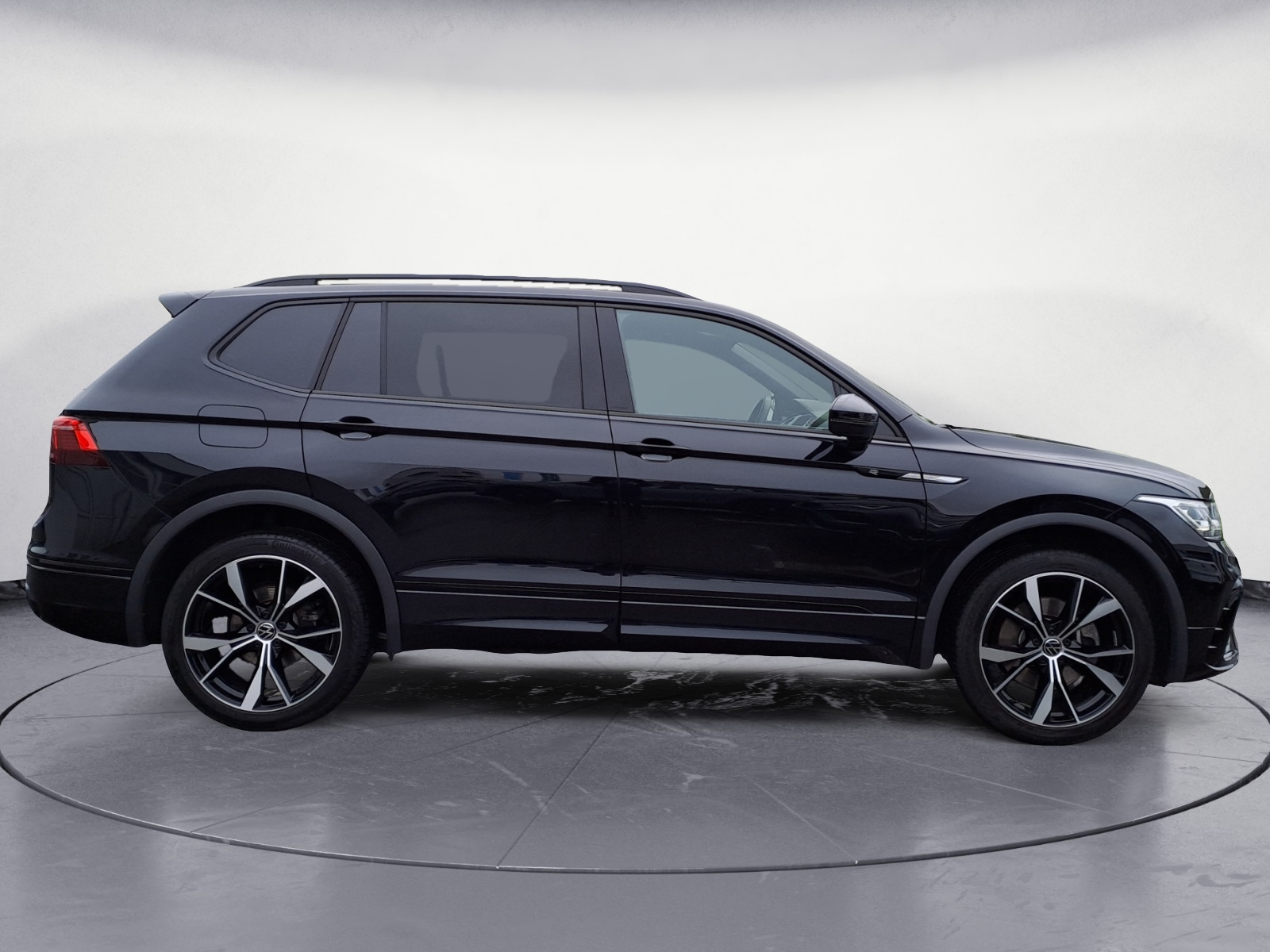 Volkswagen - Tiguan Allspace R-Line 2,0 l TDI SCR 4MO