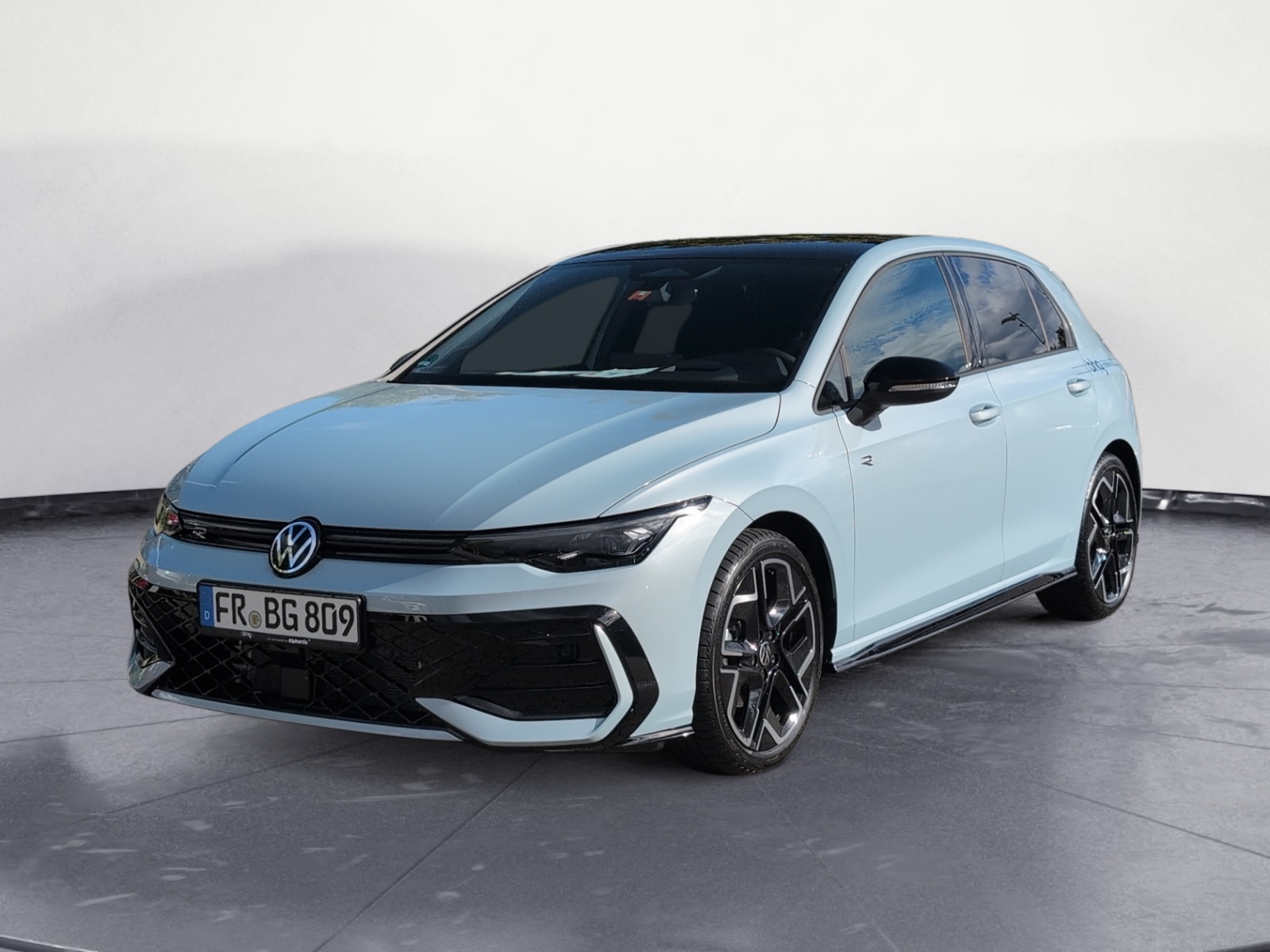 Volkswagen - Golf R-Line