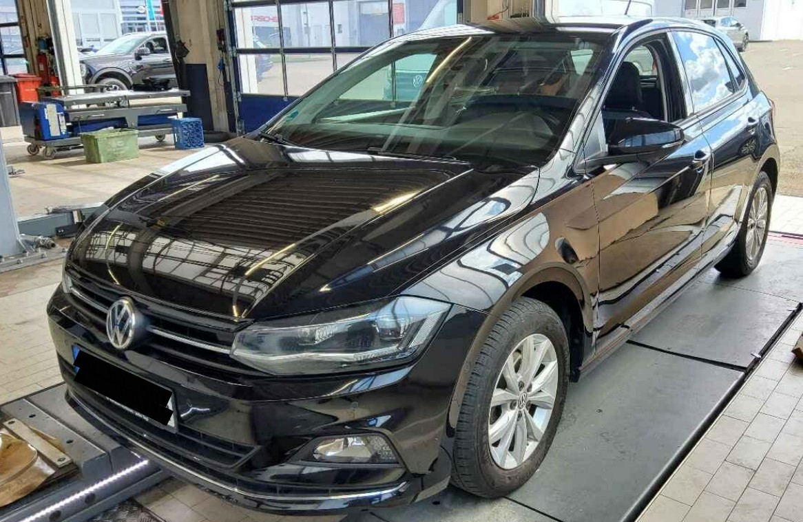 Volkswagen - Polo 1.0 TSI DSG Highline