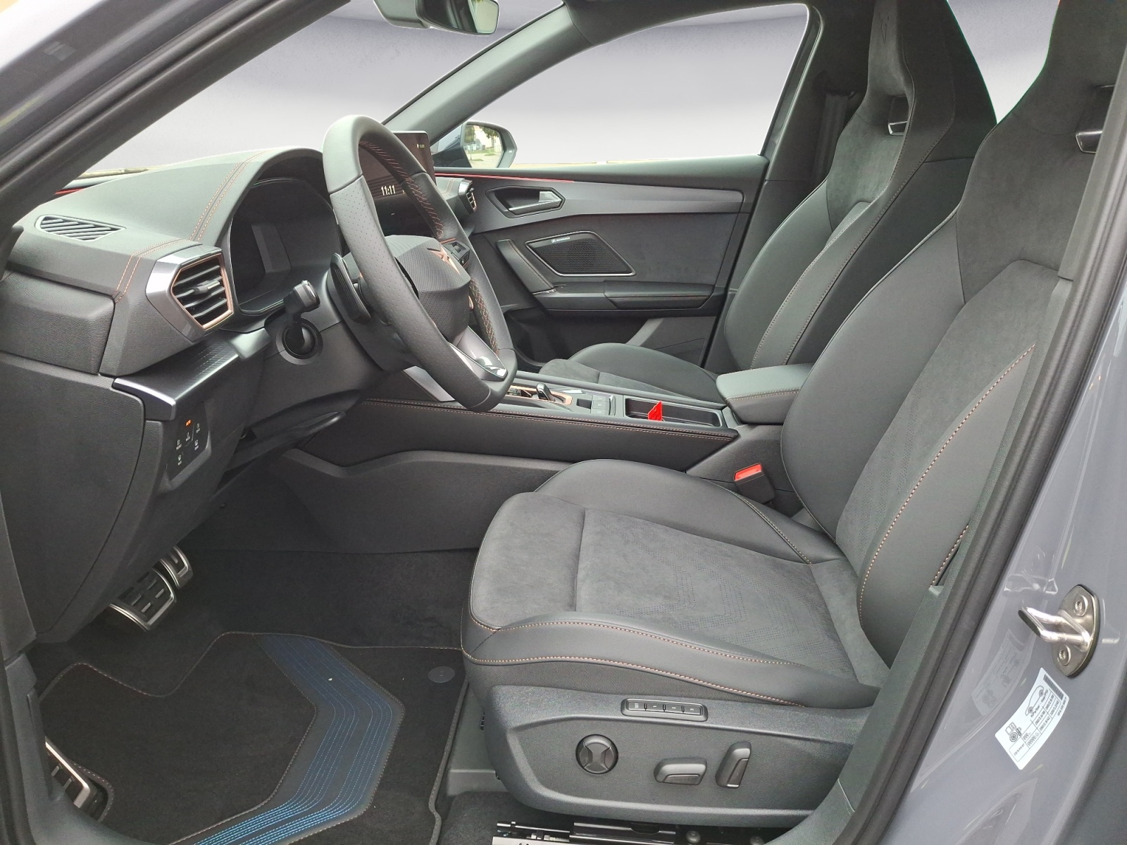 Cupra - Leon Sportstourer VZ 2.0 TSI  7-Gang-DSG 4Drive