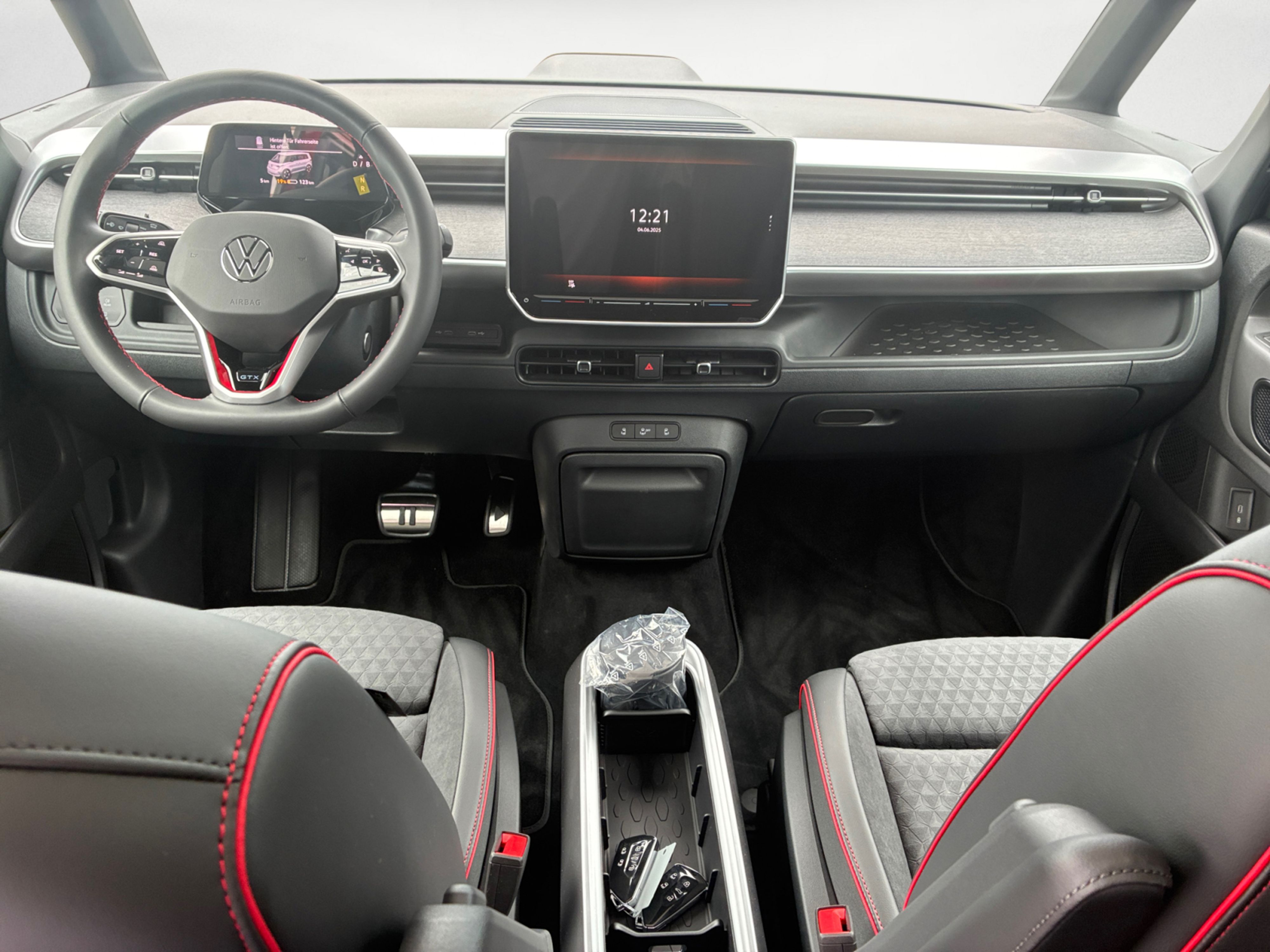 Volkswagen - ID. Buzz GTX 4MOTION langer Radstand   4MOTION 1-Gang-Automatik Radst. 3239 mm