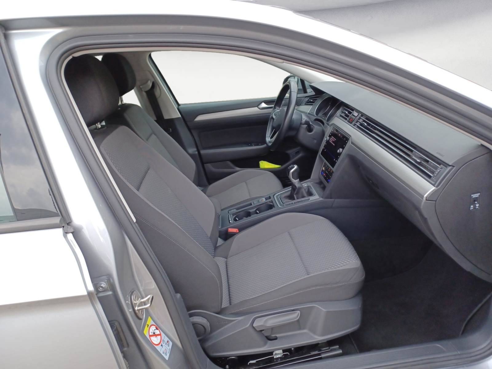 Volkswagen - Passat Variant 1.5 TSI OPF Conceptline