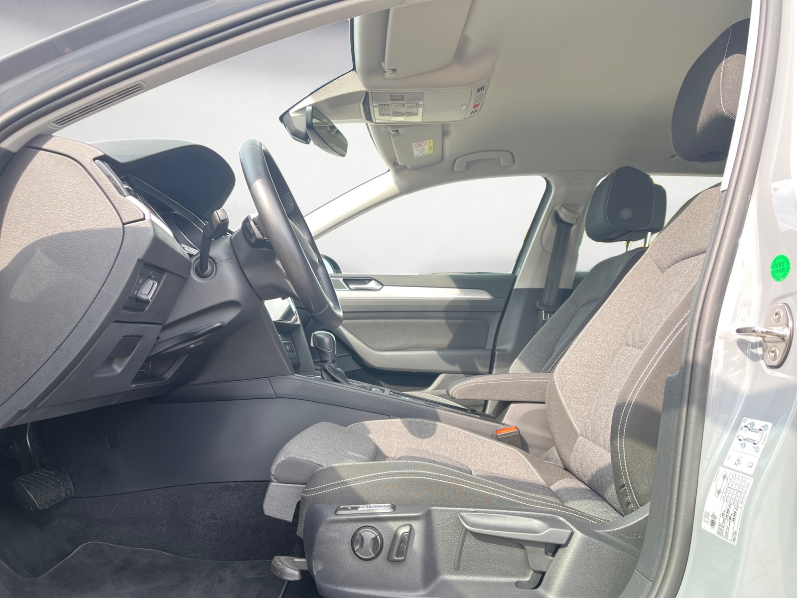 Volkswagen - Passat Variant 2.0 TDI SCR DSG Business