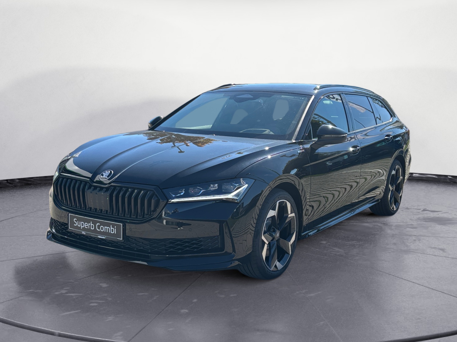 Skoda - Superb Combi Sportline 2,0 TSI 7-Gang-DSG 4x4