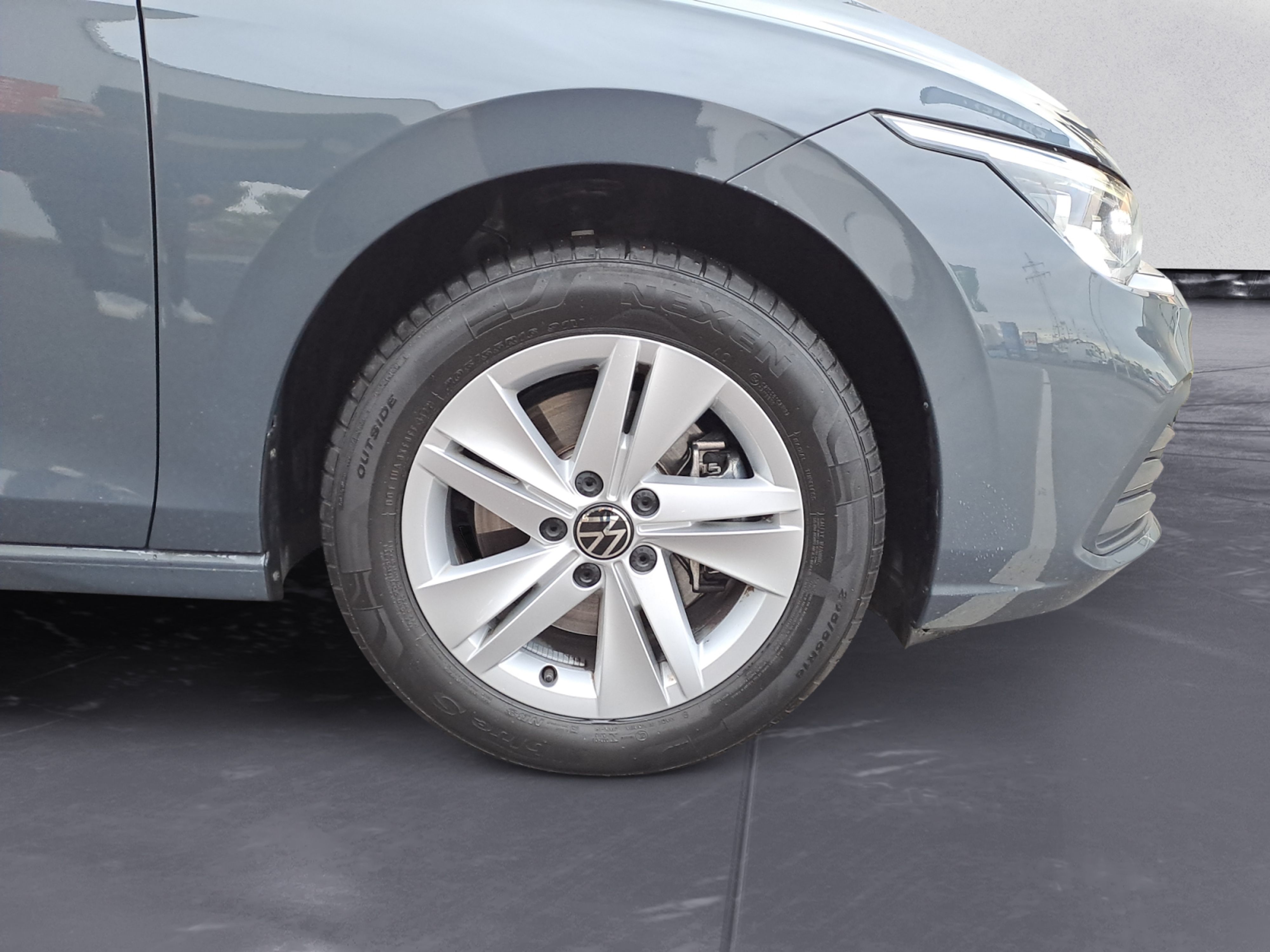 Volkswagen - Golf Variant 2.0 TDI SCR DSG Life