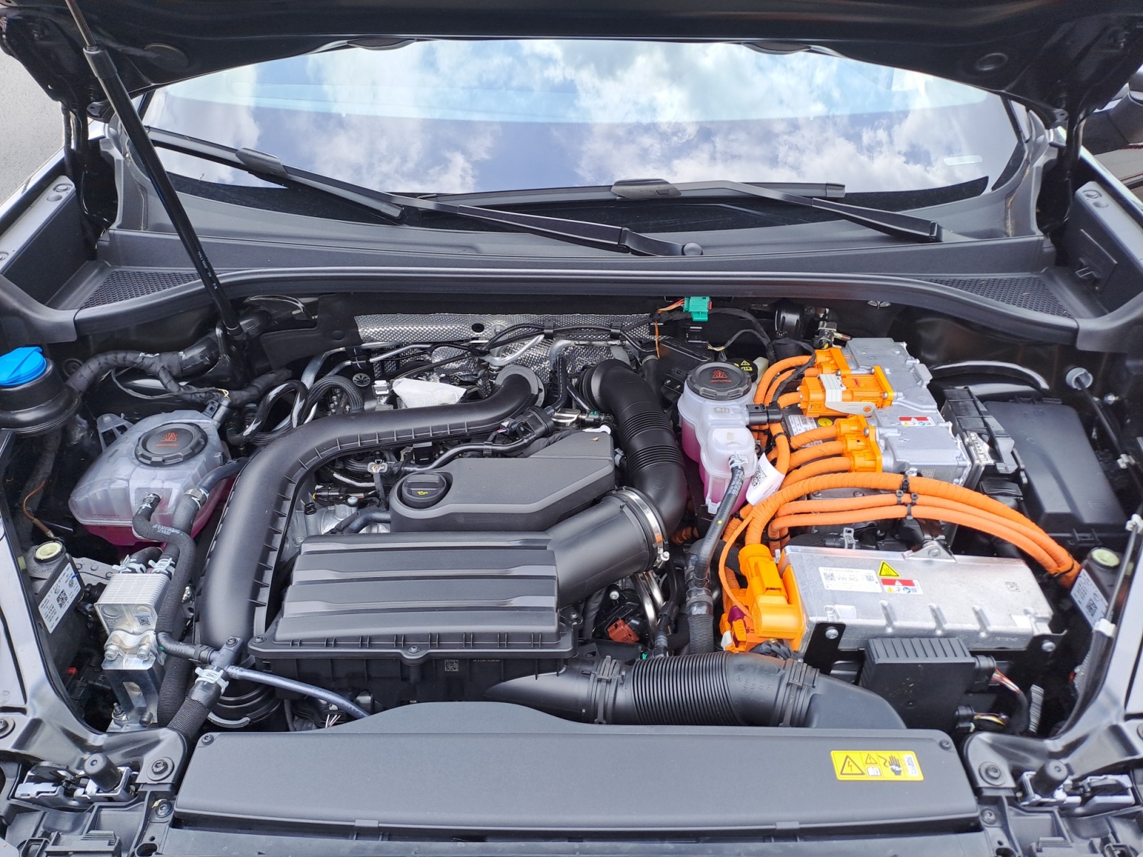 Cupra - Terramar 1.5 e-HYBRID  6-Gang-DSG