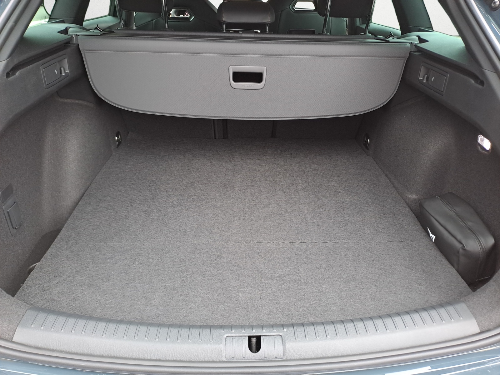 Cupra - Leon Sportstourer 1.5 e-HYBRID  6-Gang-DSG