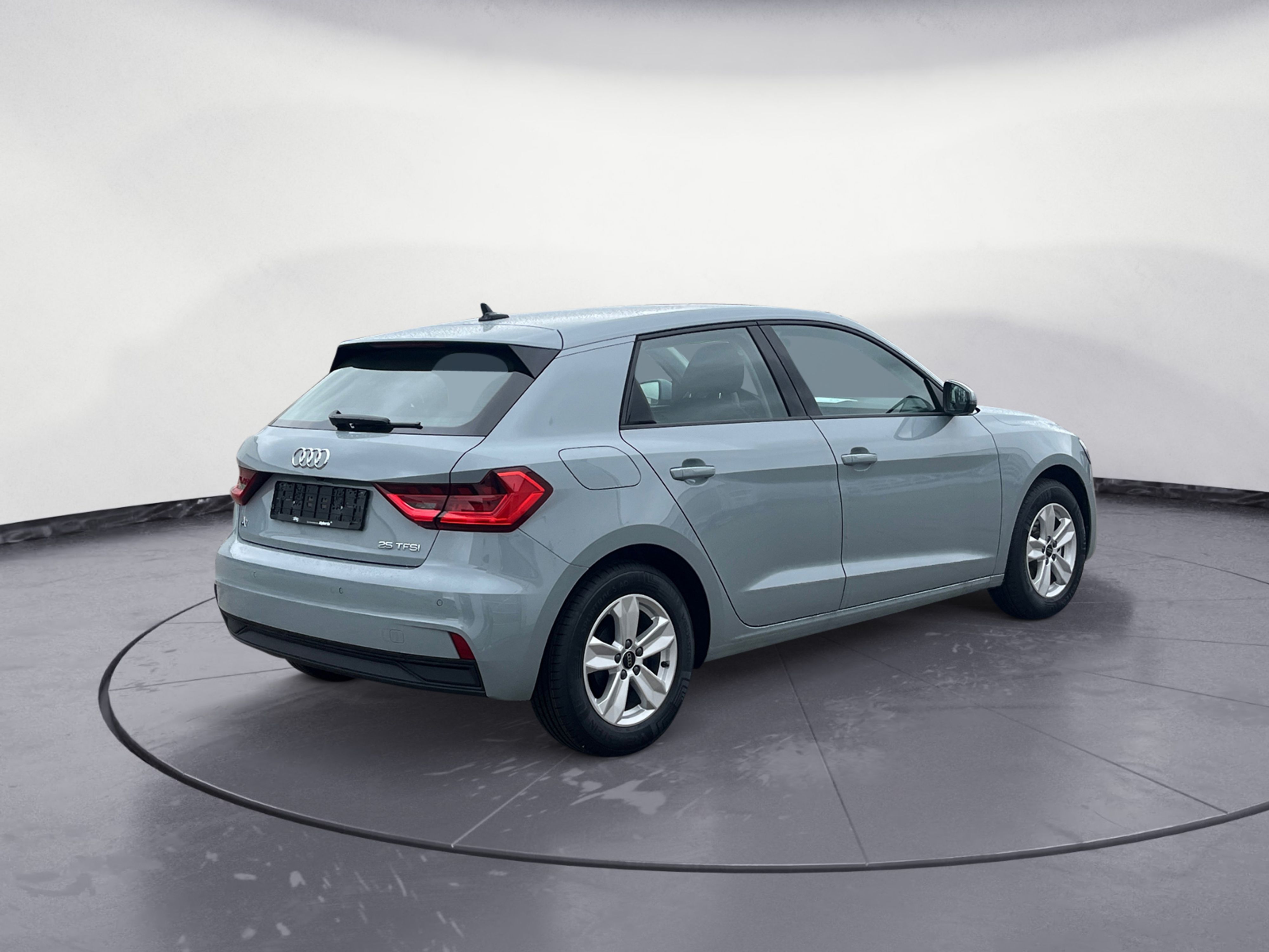 Audi - A1 Sportback 25 TFSI 70(95) kW(PS) Schaltgetriebe