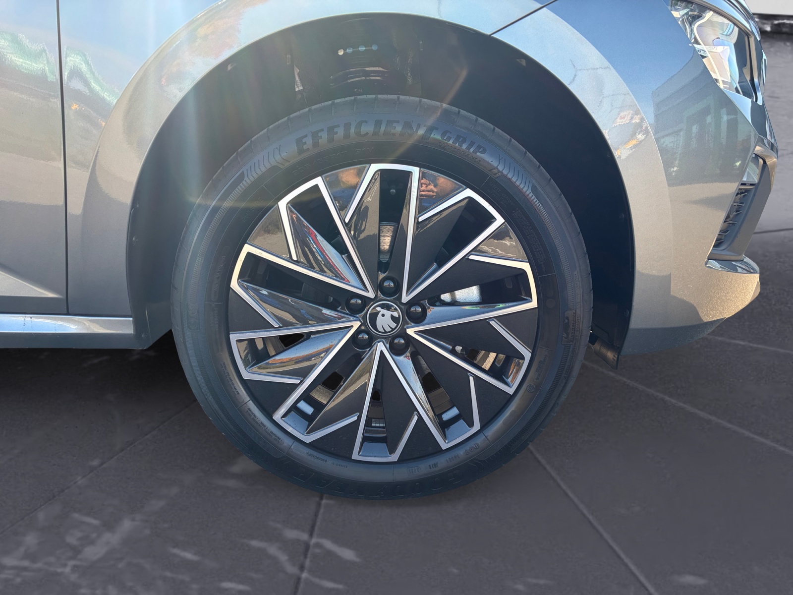 Skoda - Kamiq Tour 1,0 TSI 7-Gang-DSG