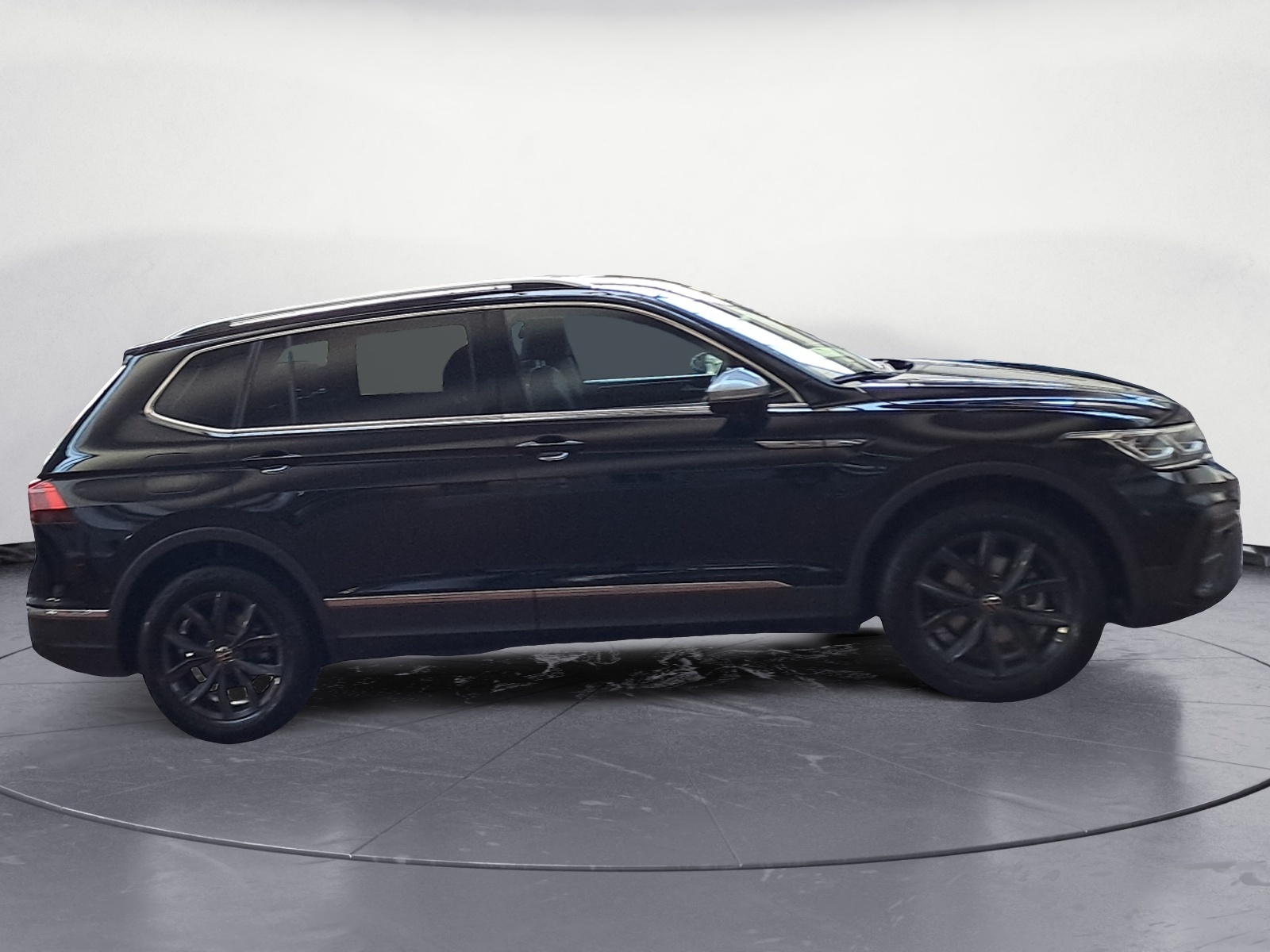 Volkswagen - Tiguan Allspace Life 2,0 l TDI SCR 110 k
