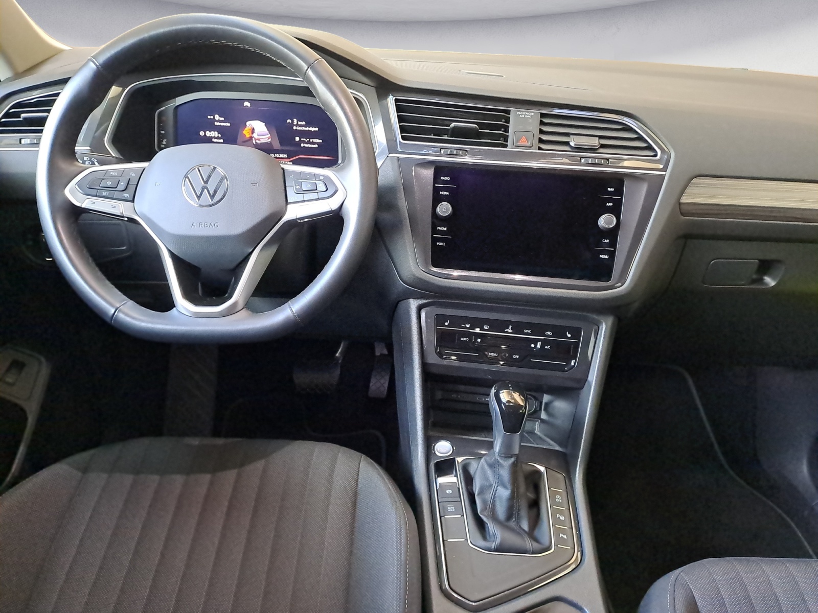 Volkswagen - Tiguan Allspace Life 2,0 l TDI SCR 110 k