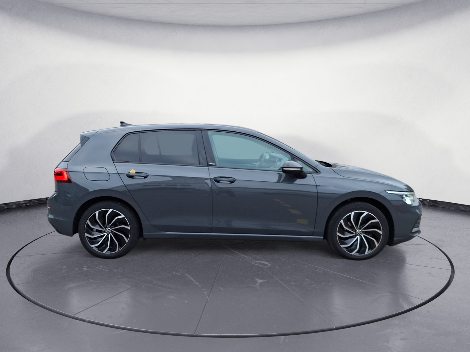 Volkswagen - Golf 1.5 eTSI