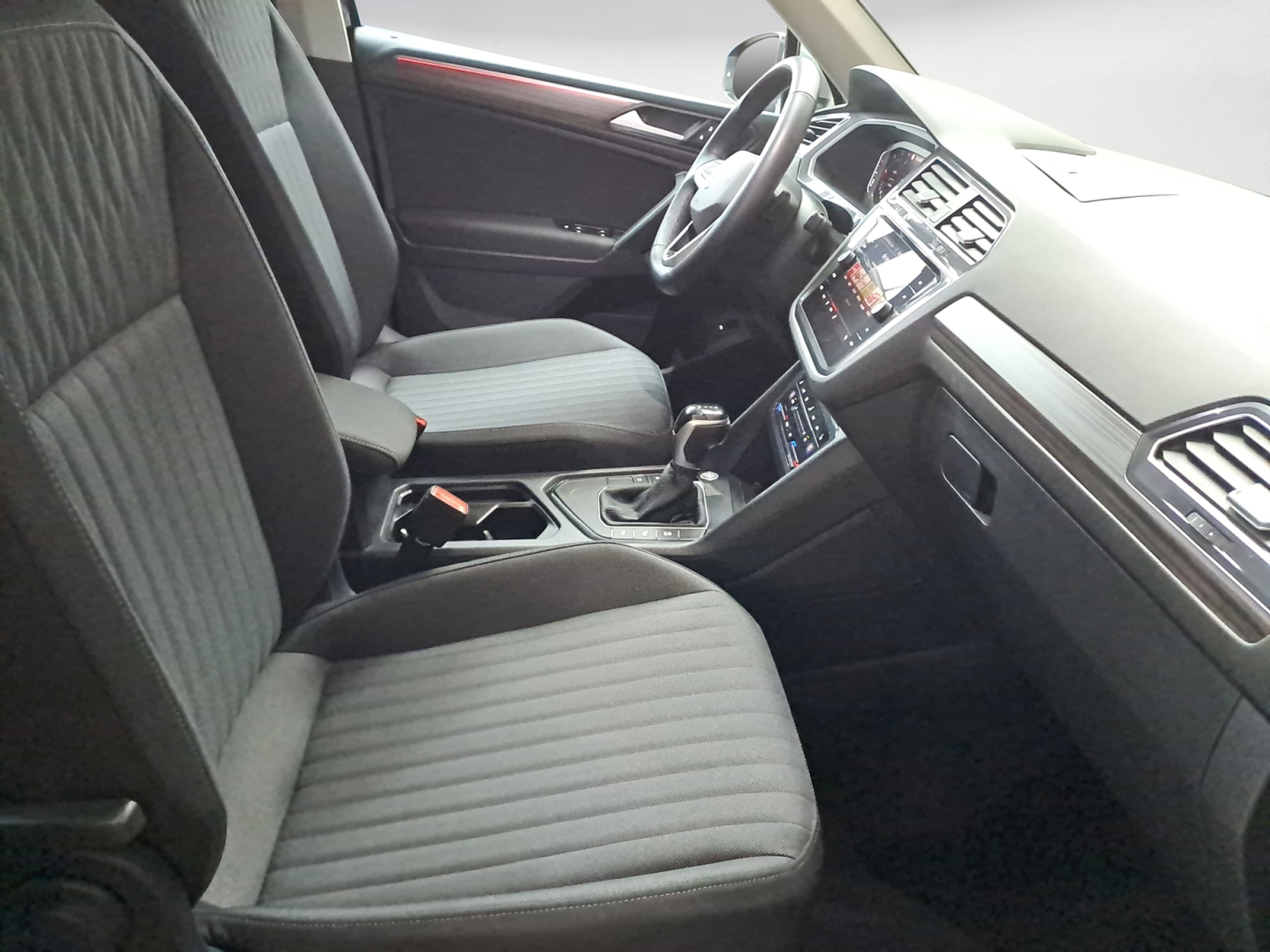 Volkswagen - Tiguan Allspace Life 2,0 l TDI SCR 110 k